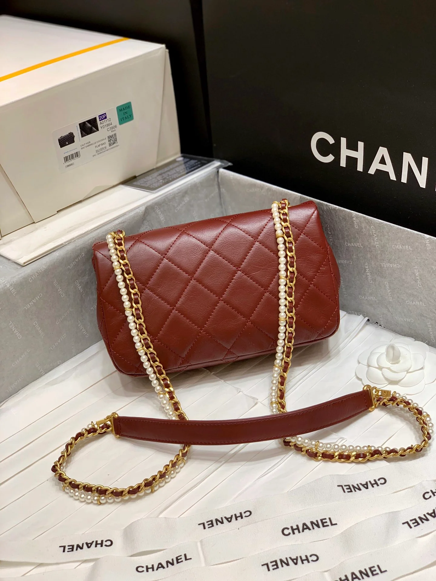 Лимитированная коллекция Chanel осень/зима 2020: сумка Pearl CF.
