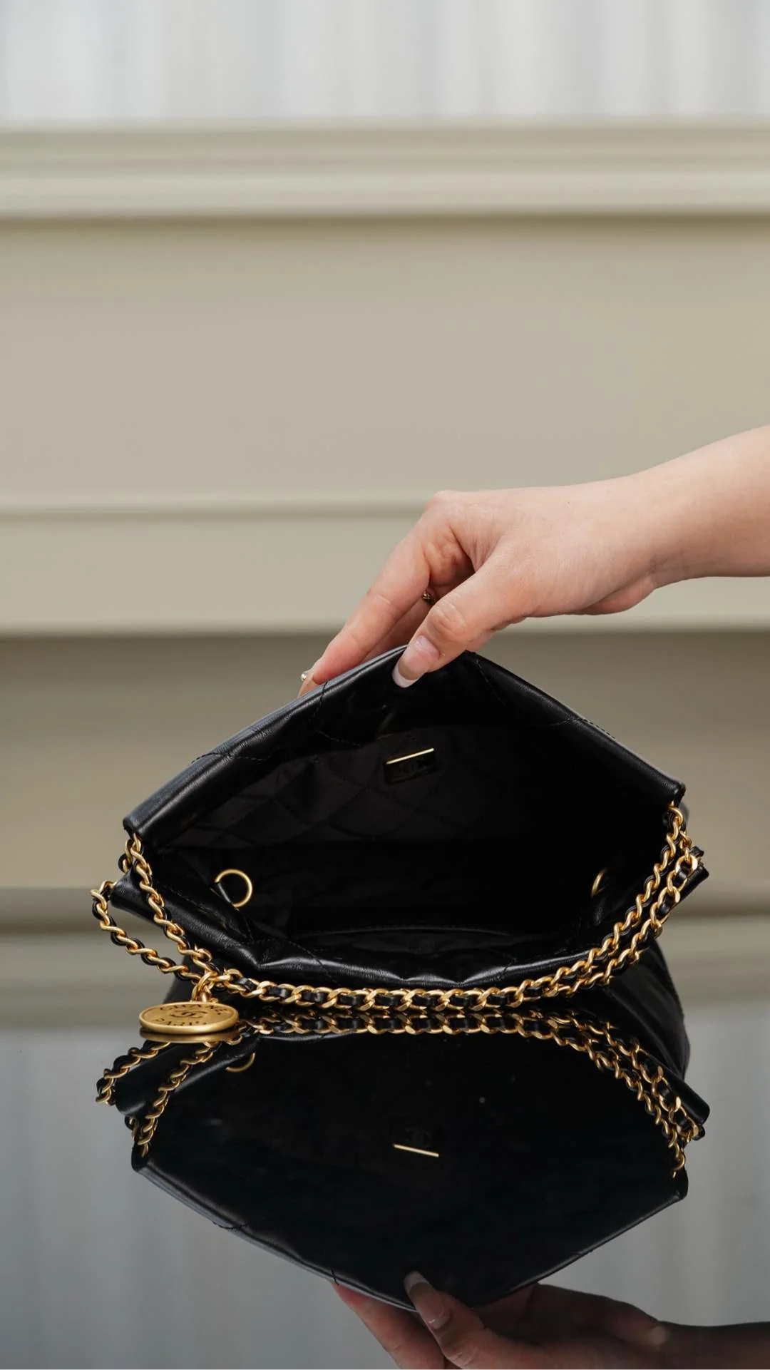 Мини-сумочка 23s-22 - Натуральная кожа - Черно-золотая