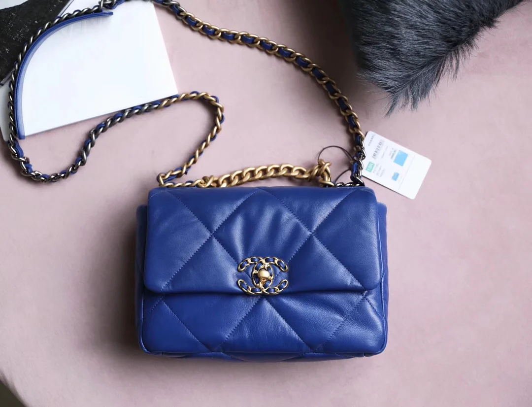 Сумка Chanel 19 - Маленькая, ярко-синяя