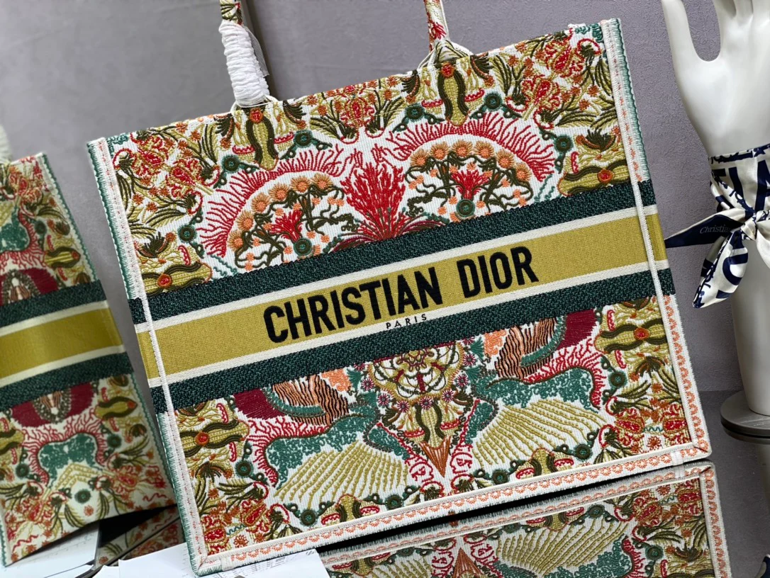 Сумка Dior Book Tote, большой размер 41-5 см.