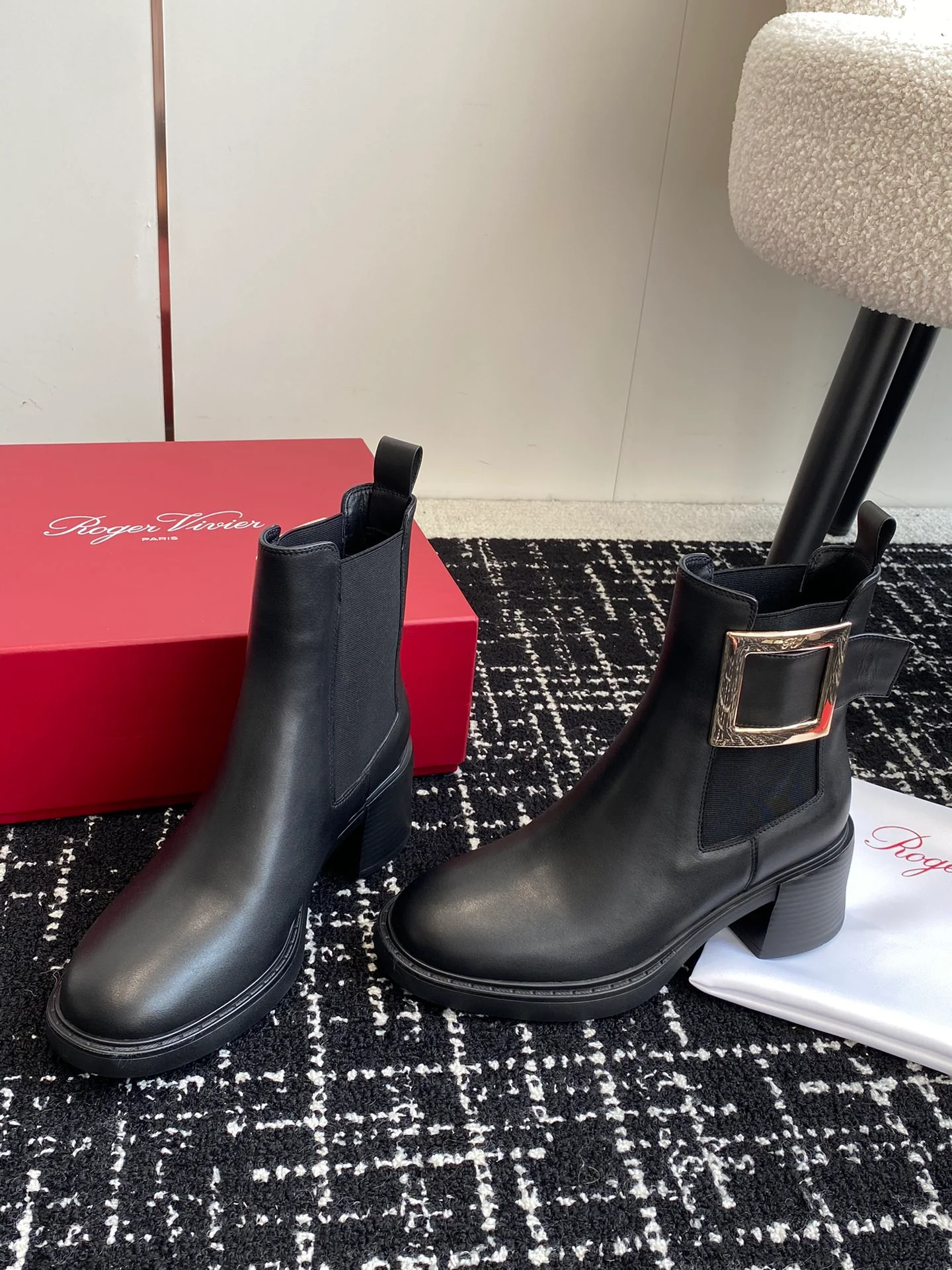 Обувь RV - Новинка сезона осень/зима 2023 - Ботильоны на низком каблуке - Черные