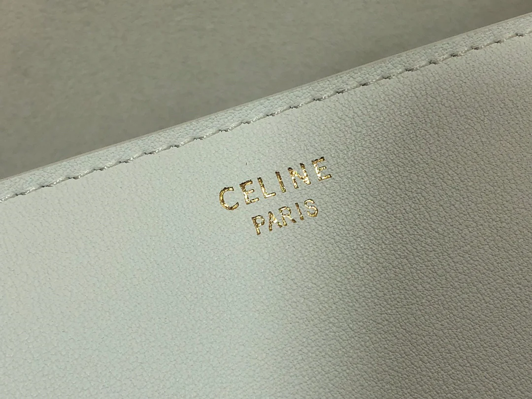 Сумочка Celine-folco-cuir-triomphe