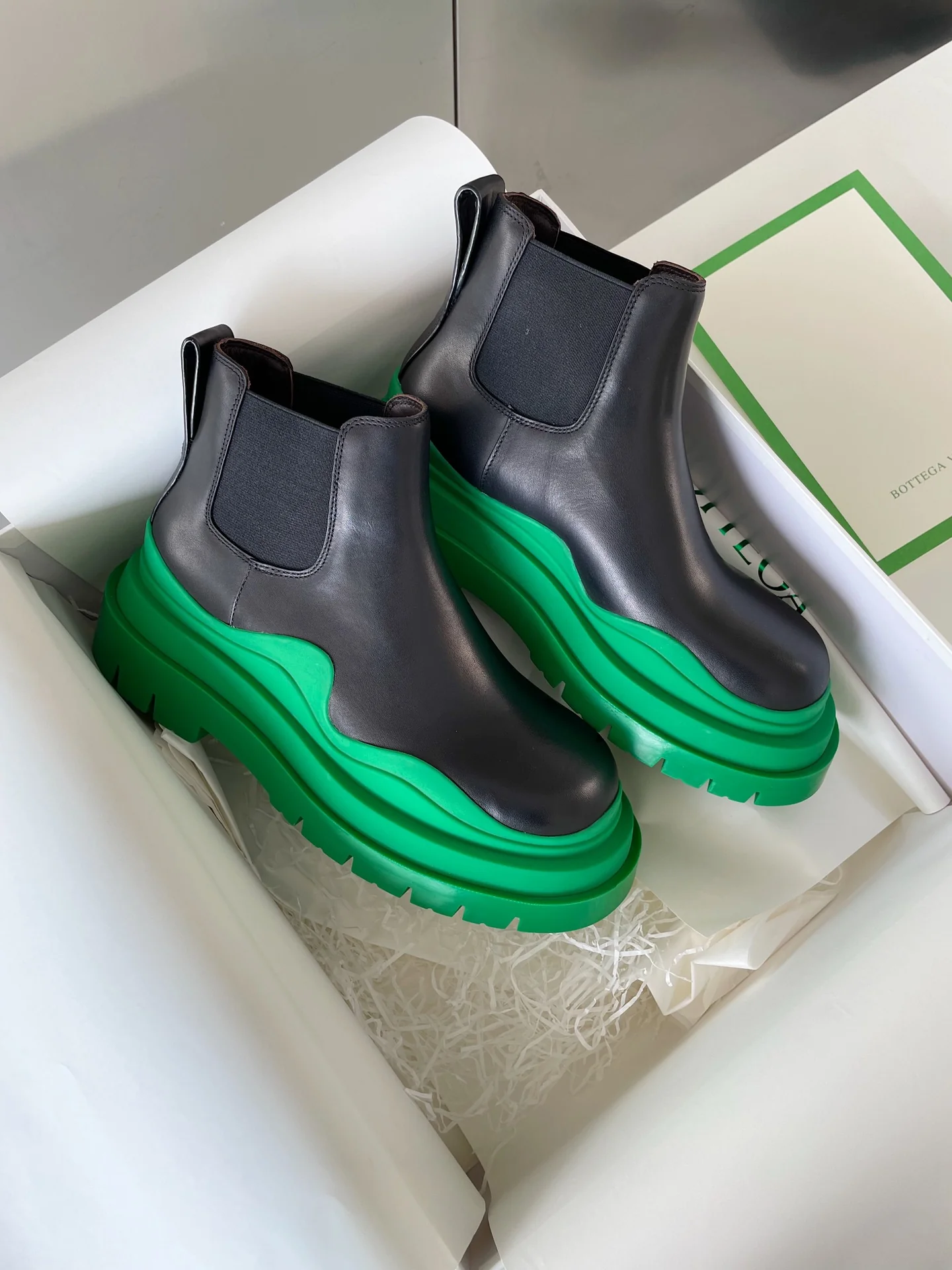 BV - Туфли Martin на платформе с зеленой подошвой