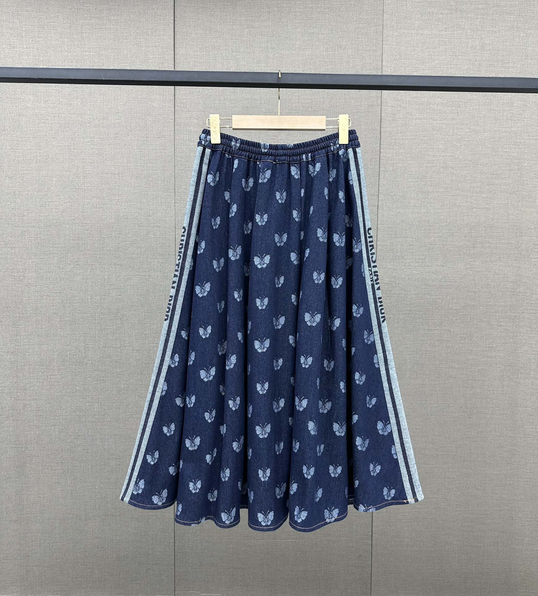 Dior 2403 - Джинсовая юбка с принтом в виде бабочек