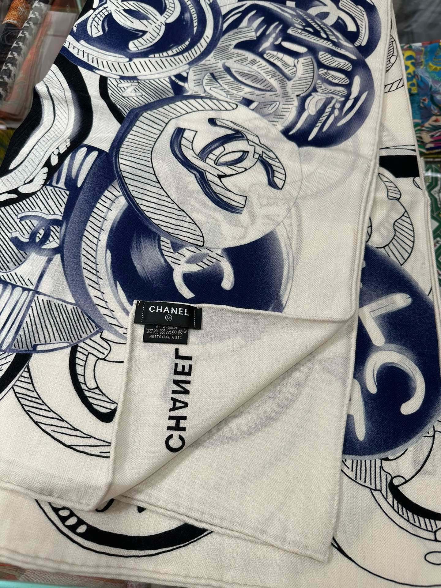 Шаль Chanel 2024 Coin Shawl - 140-140