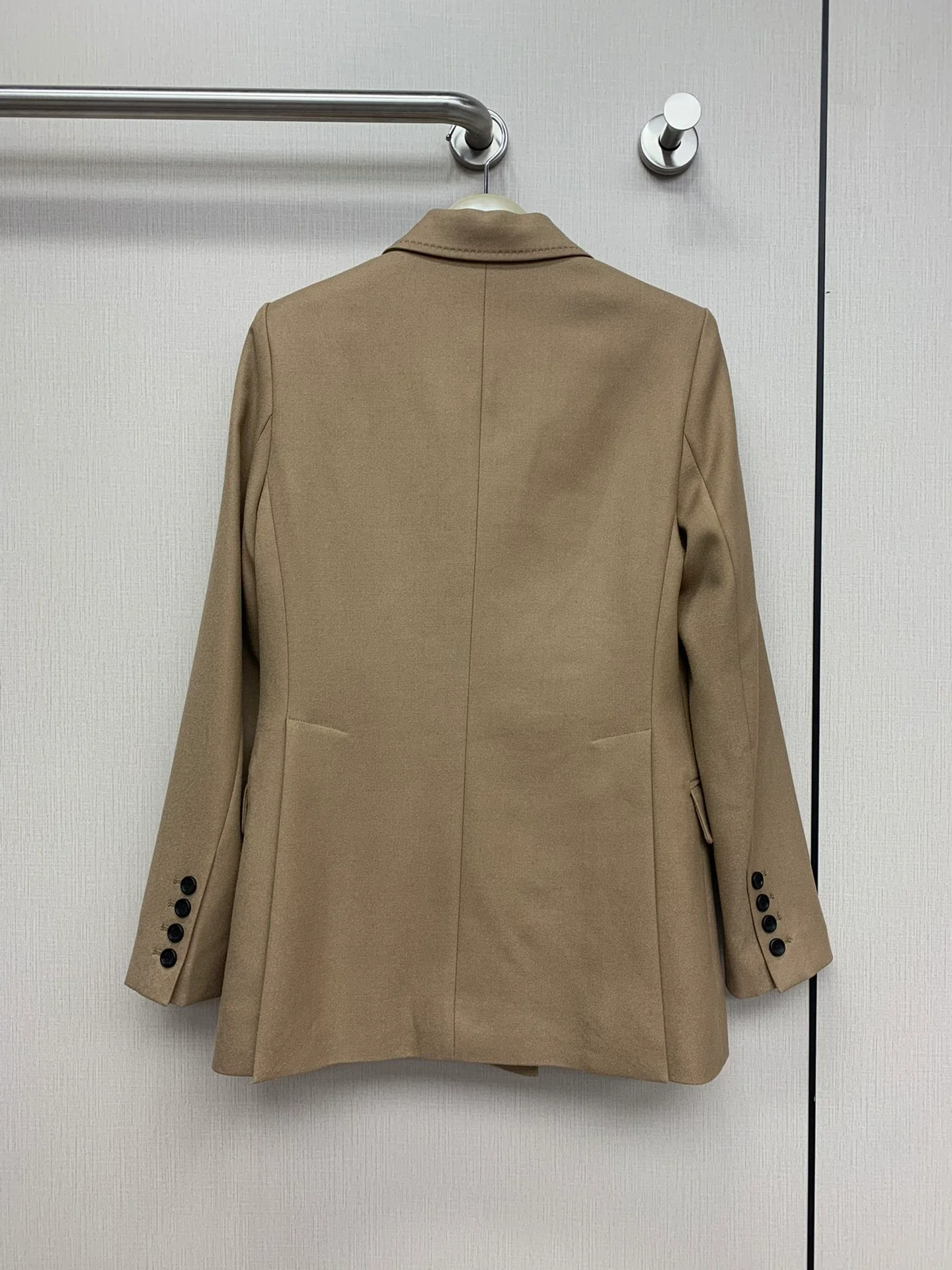 Burberry - 2403-24 Новый костюм для ранней весны - Топ