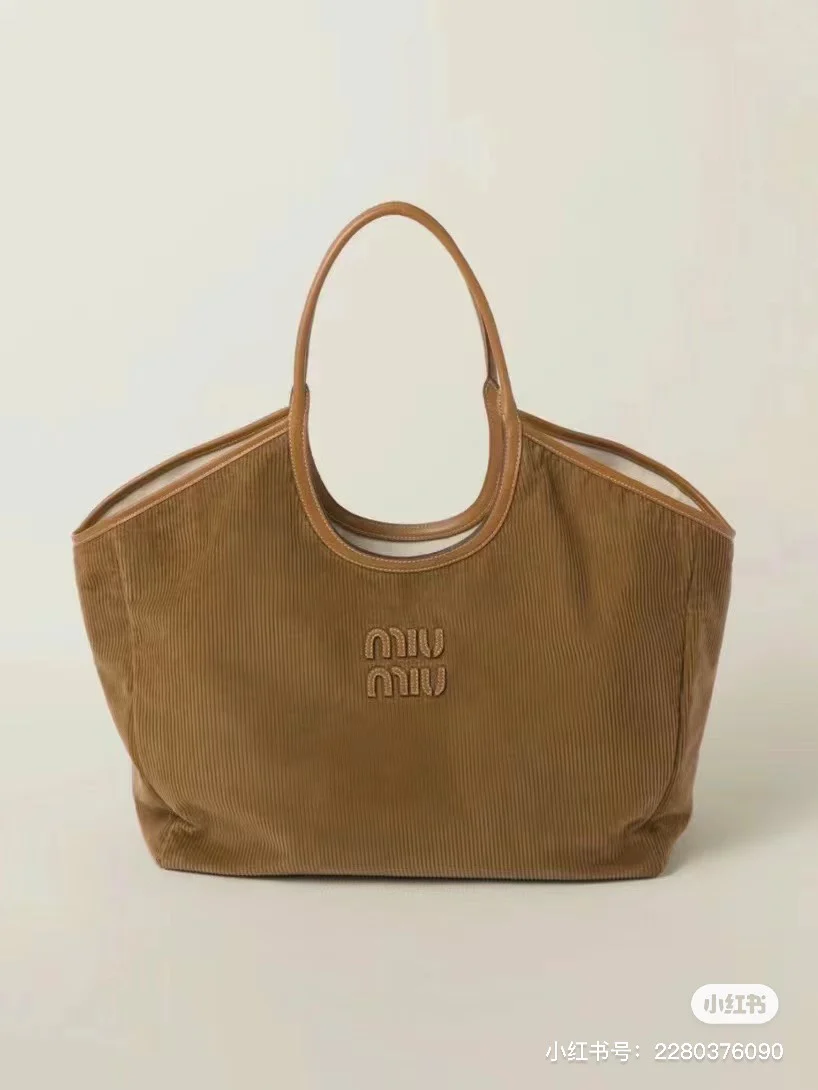 Сумка-тоут Miu Miu Ivy - Фото на фото - 1