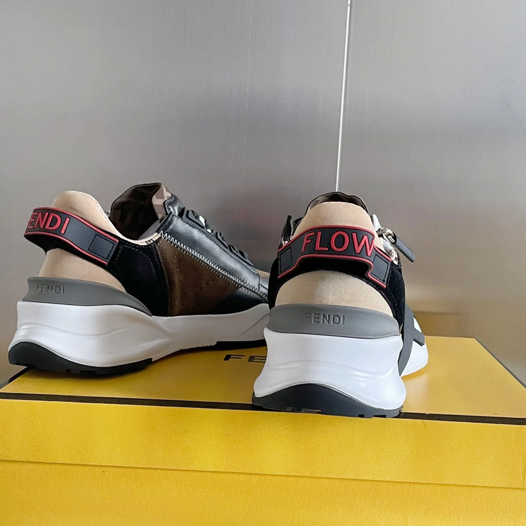 Fendi - Повседневные кроссовки - Коричневые