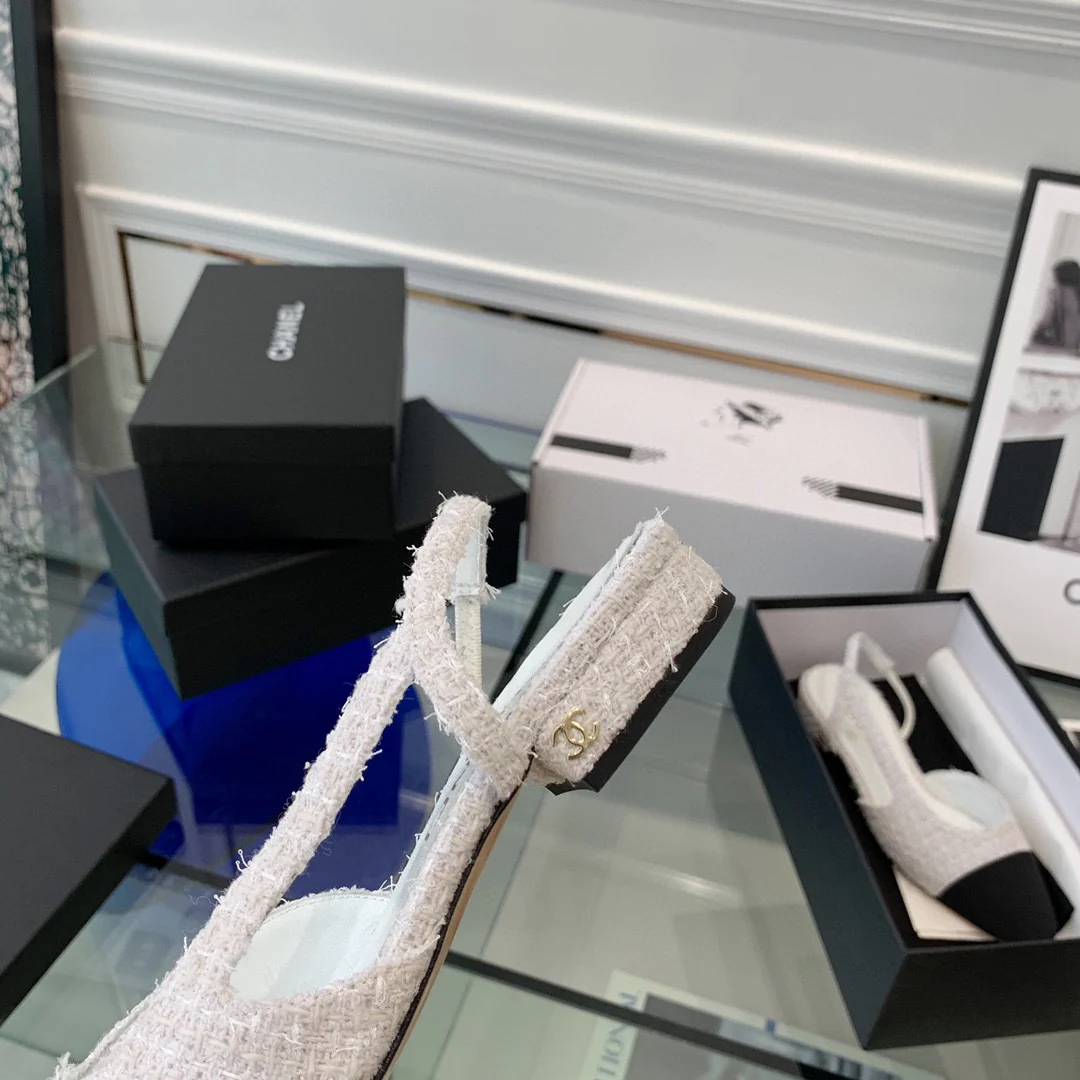 Классические сандалии Chanel - балетки - белые