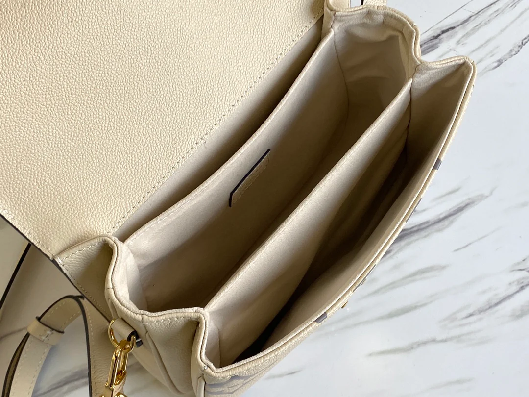 lv-m45384-cream white Pochette-metis-handbag