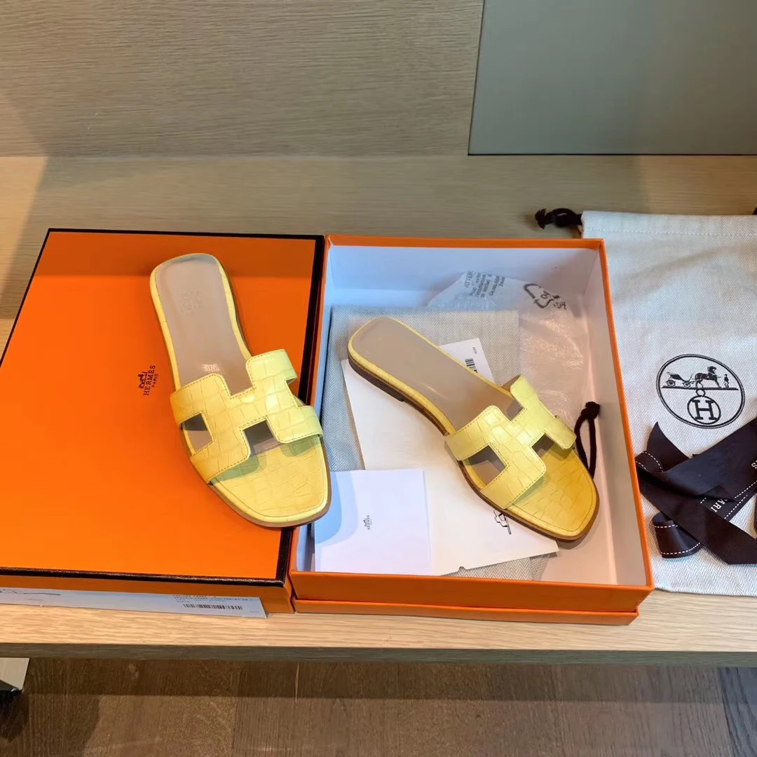 Сандалии Hermes на плоской подошве - узор 