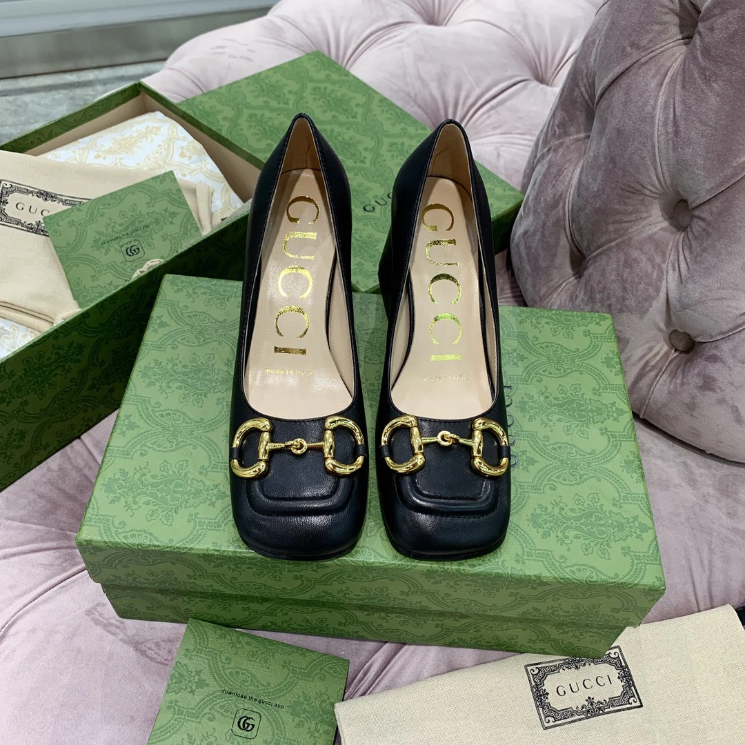 Туфли на высоком каблуке Gucci в стиле ретро с квадратным носком и массивным носком
