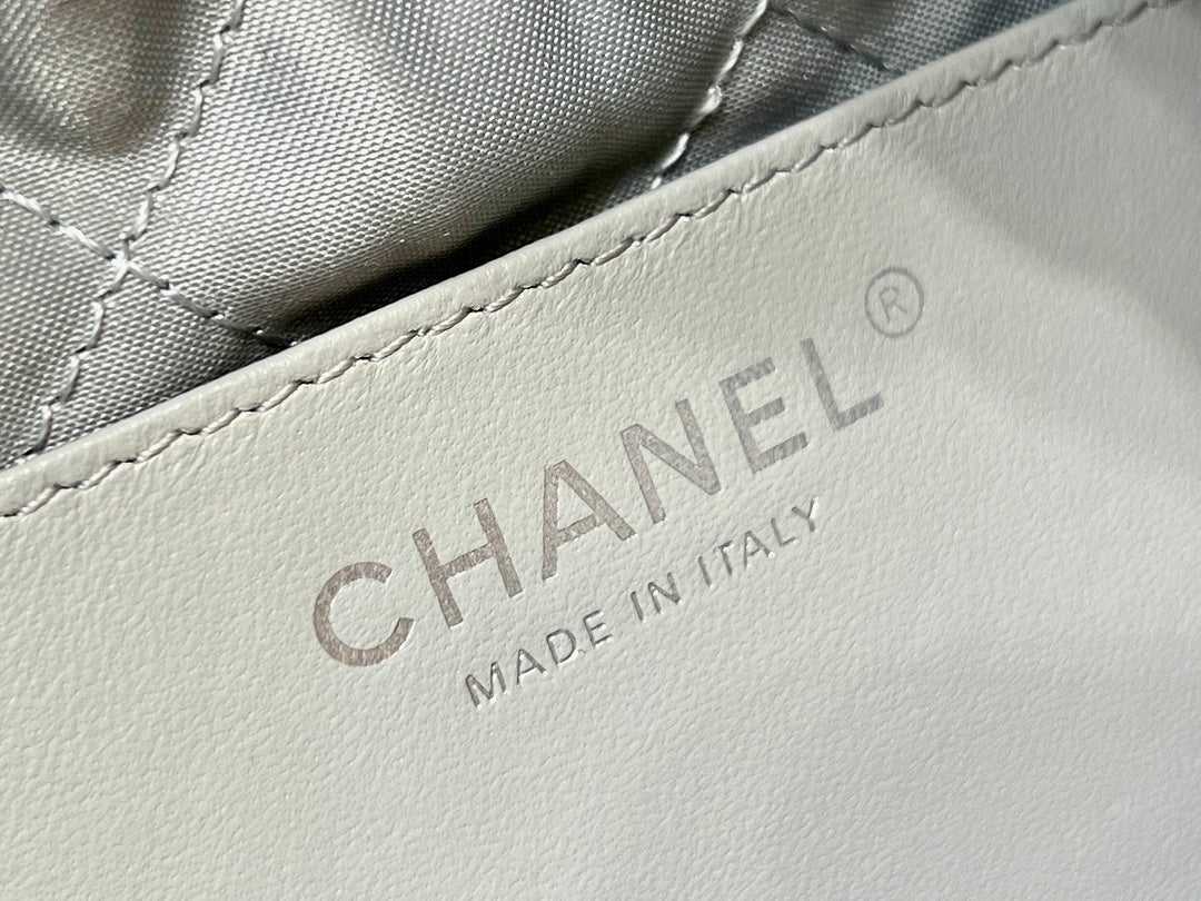 Миниатюрная металлическая кожаная мусорная сумка Chanel 25c - серебристая