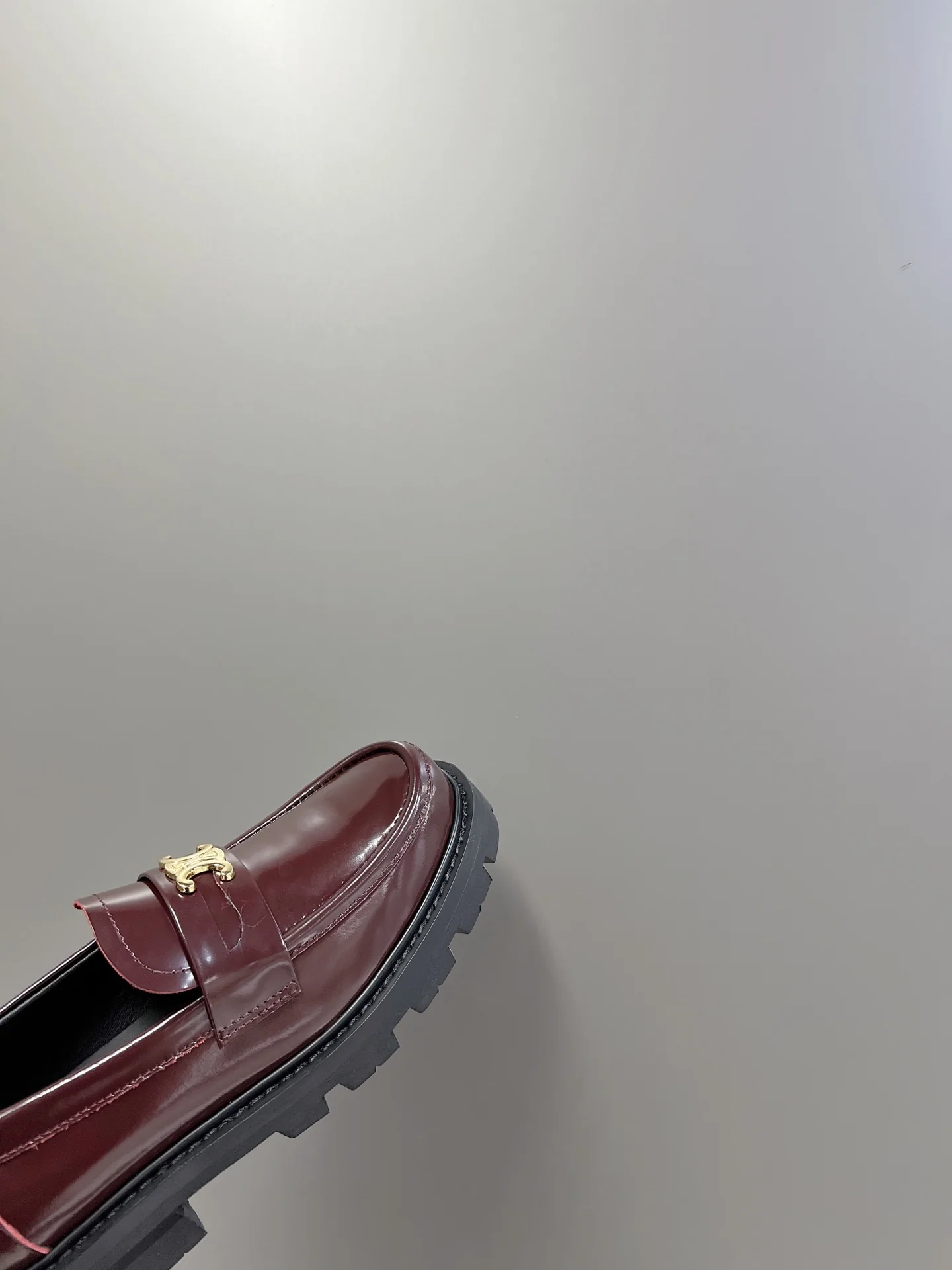 Celine - Новинка сезона осень/зима 2022 - Лоферы Arc de Triomphe