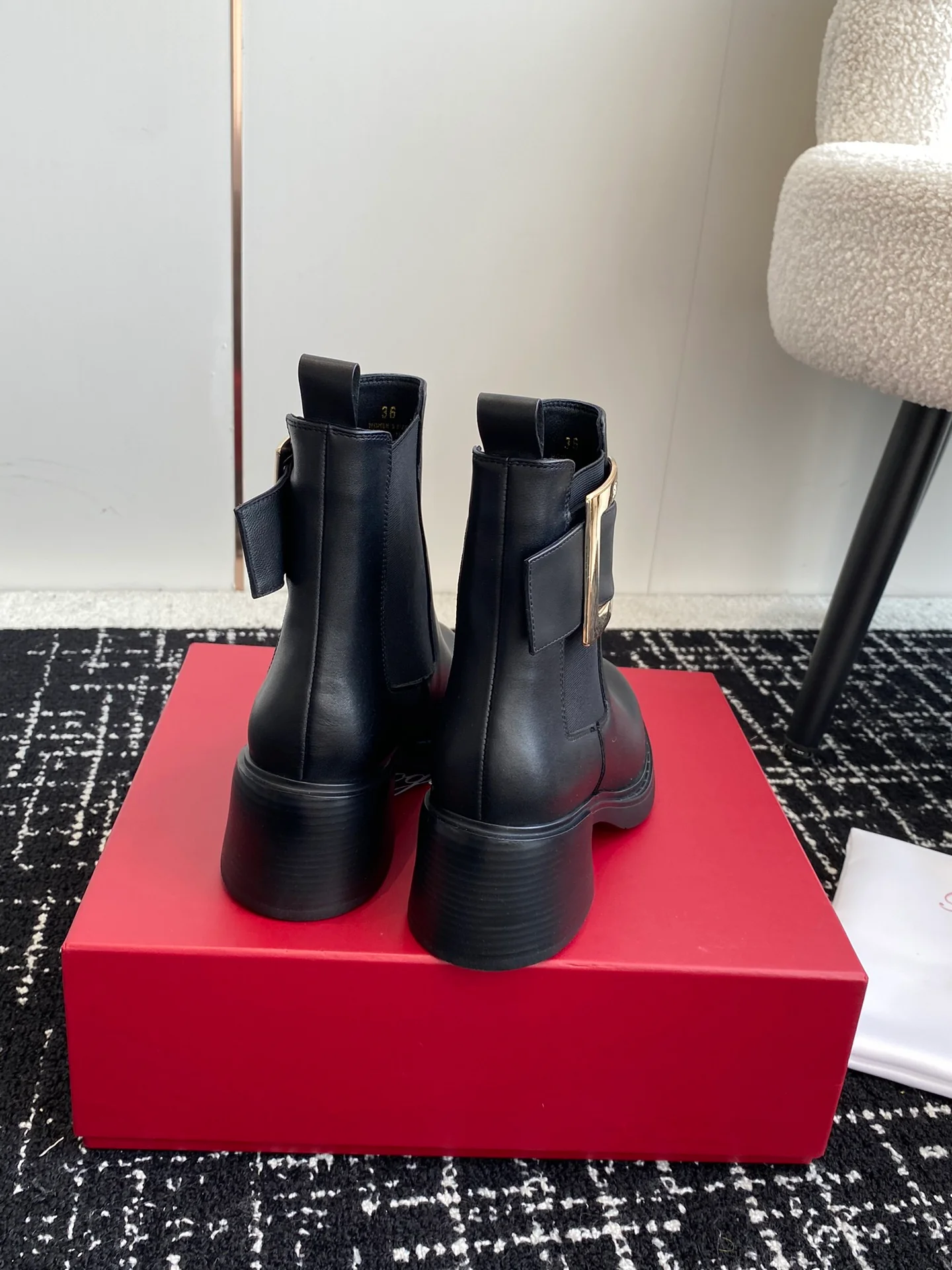 Обувь RV - Новинка сезона осень/зима 2023 - Ботильоны на низком каблуке - Черные