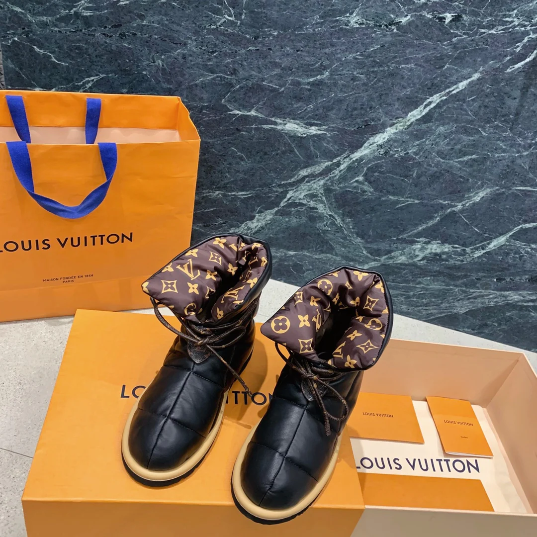 Снежные ботинки LV - черные