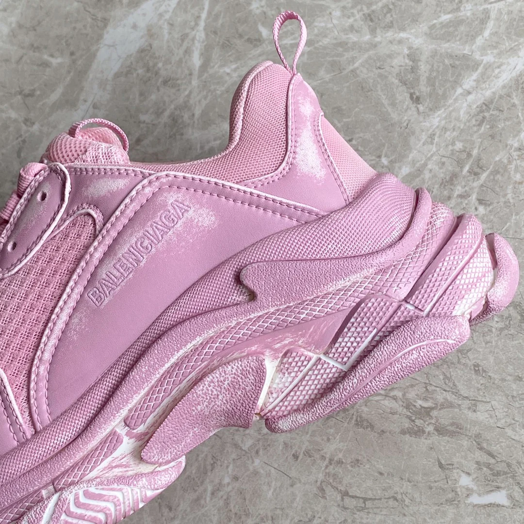 Balenciaga - Dad Shoes - 21