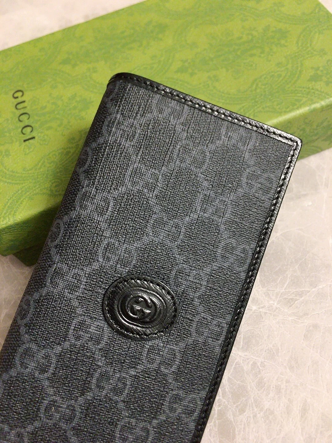 Gucci-翻盖对折长夹
