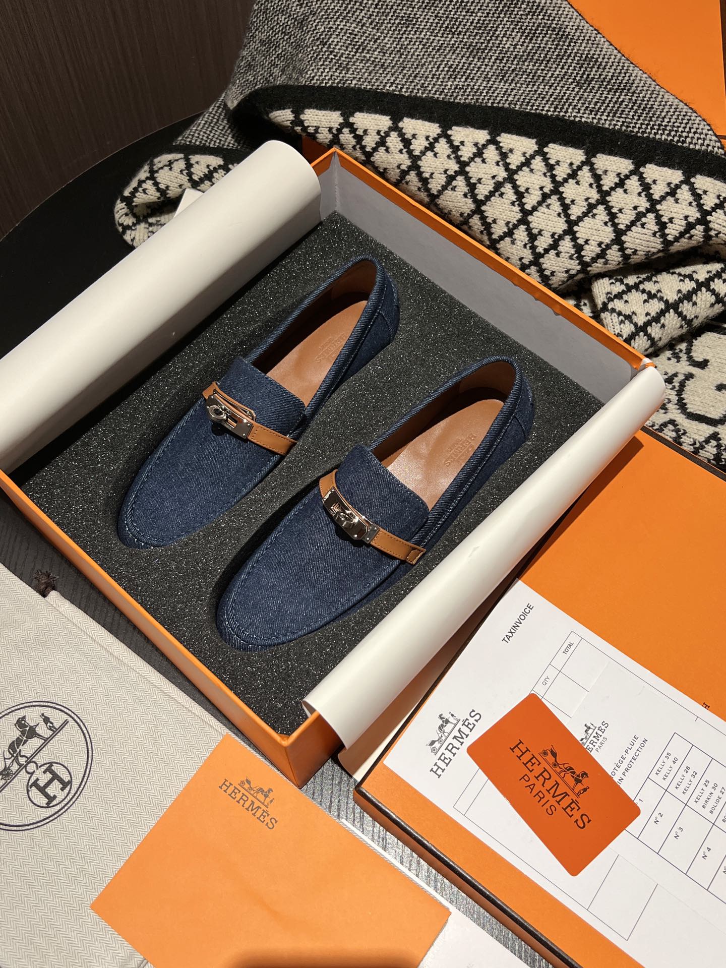 Новинка ранней весны от Hermes - Мини-мюли с пряжкой Kelly Buckle - Синие