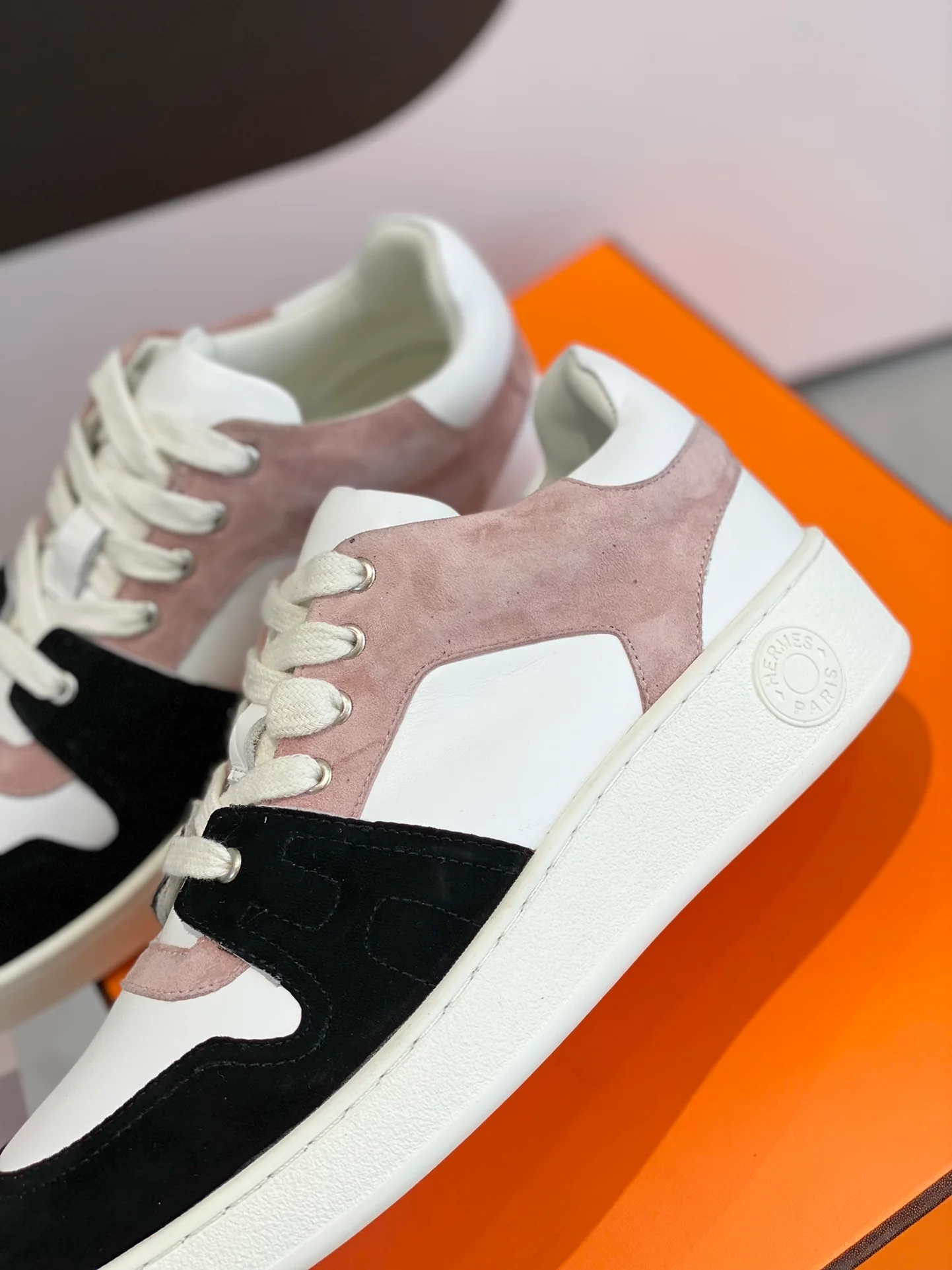 Серия Hermes 22free - кроссовки