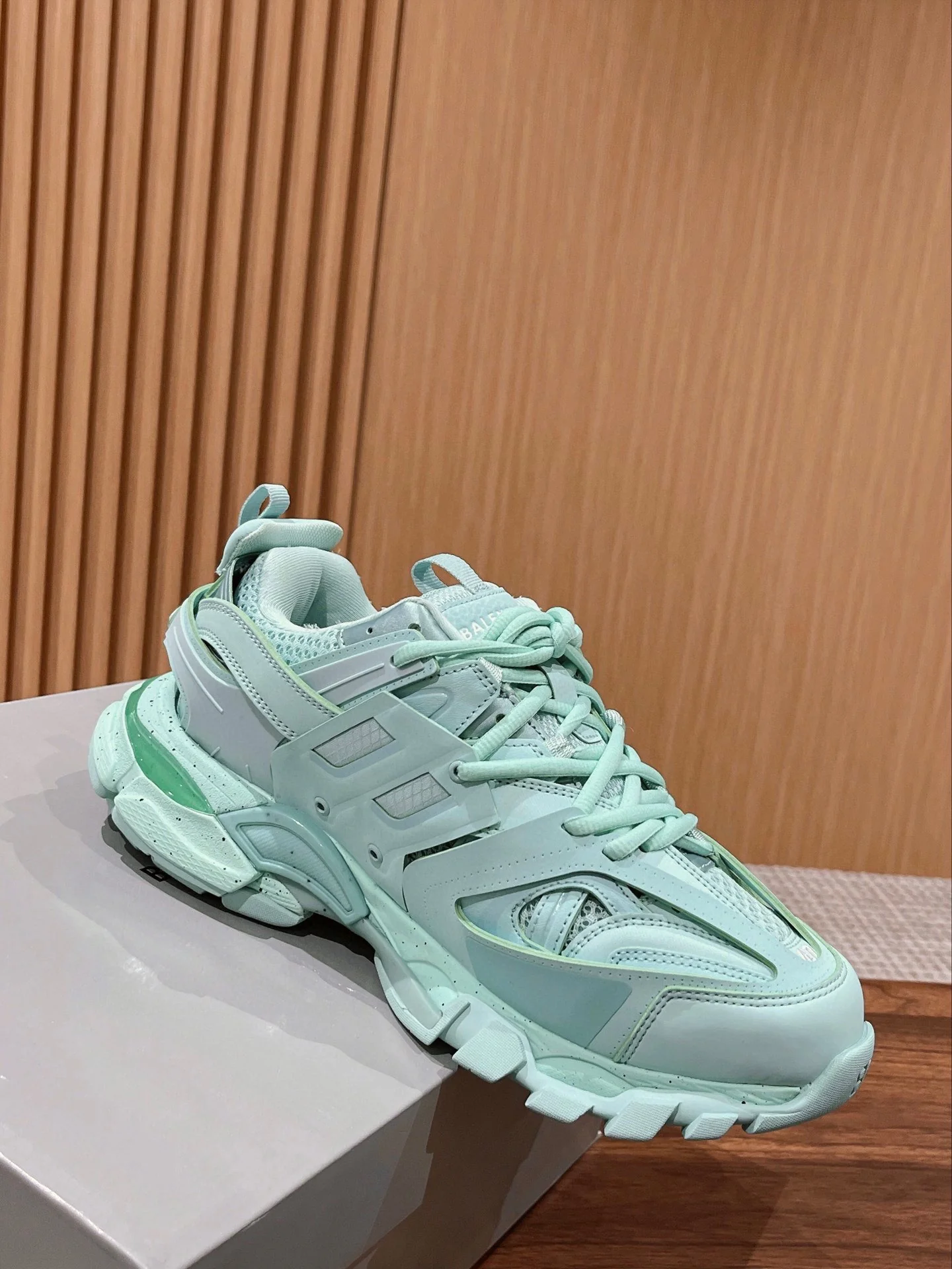 Кроссовки Balenciaga Track 3-0 (3-го поколения) Chunk - унисекс - зеленые