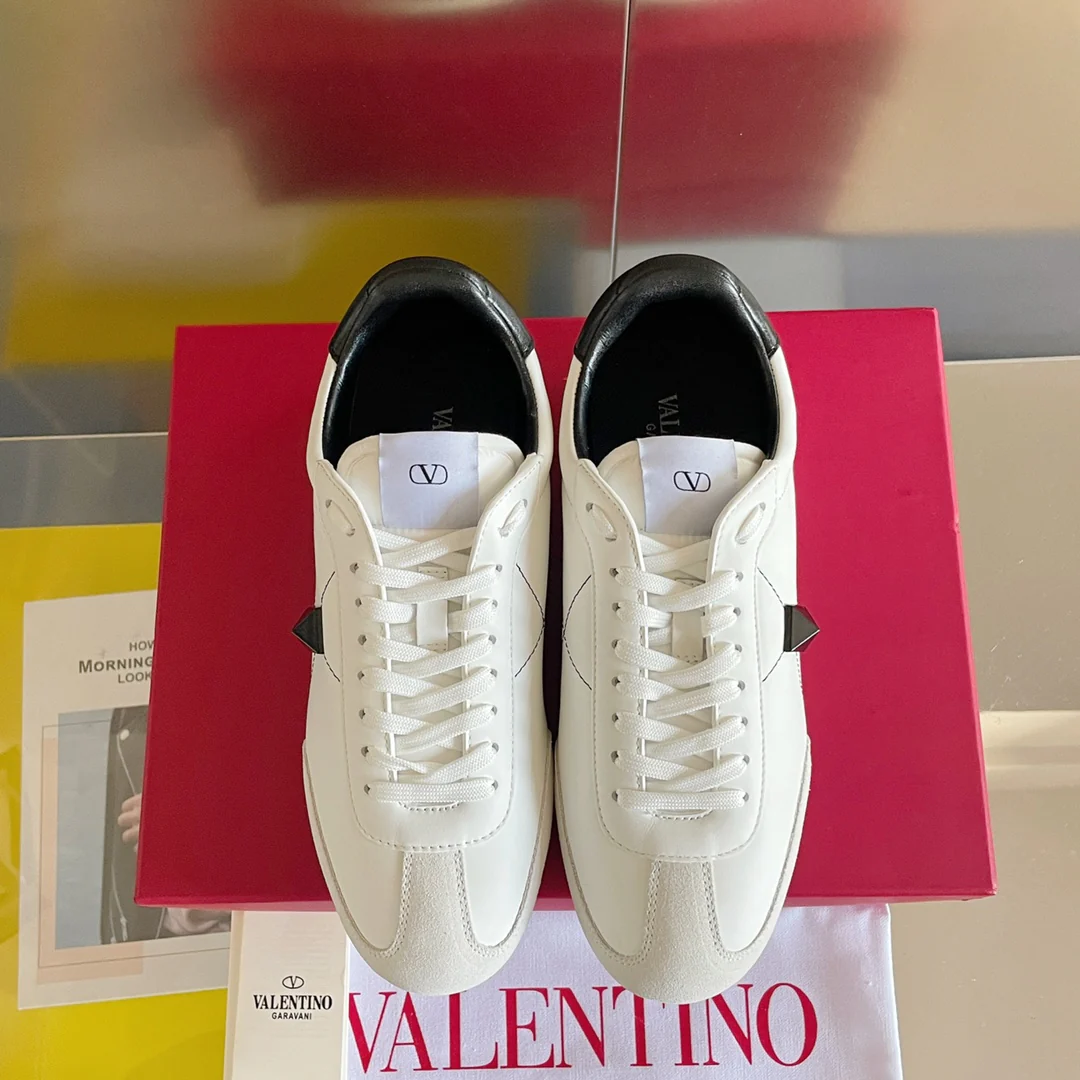 Спортивные повседневные туфли Valentino с заклепками - для пар - черная отделка