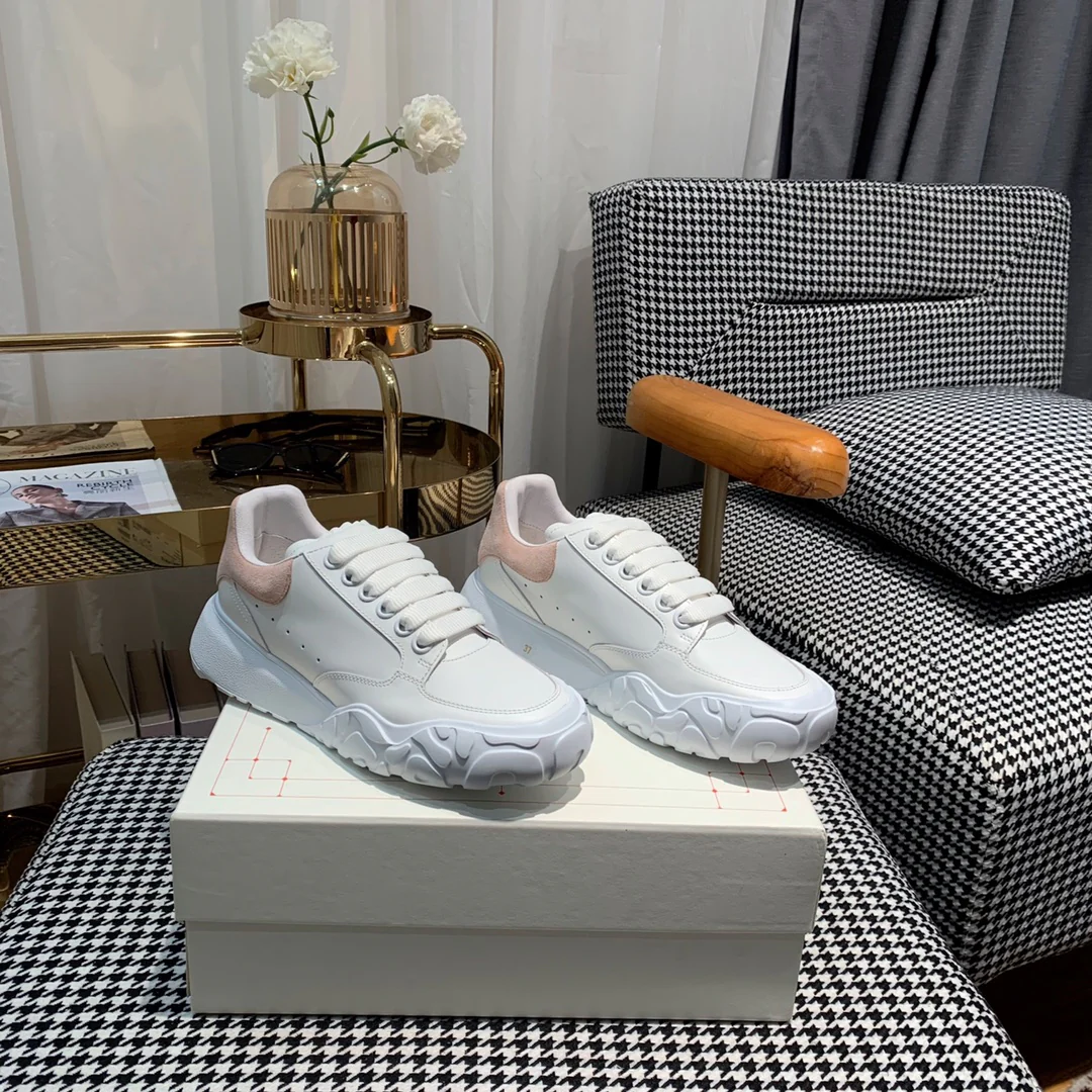 McQueen - Новые кроссовки - Розовые замшевые туфли на каблуке