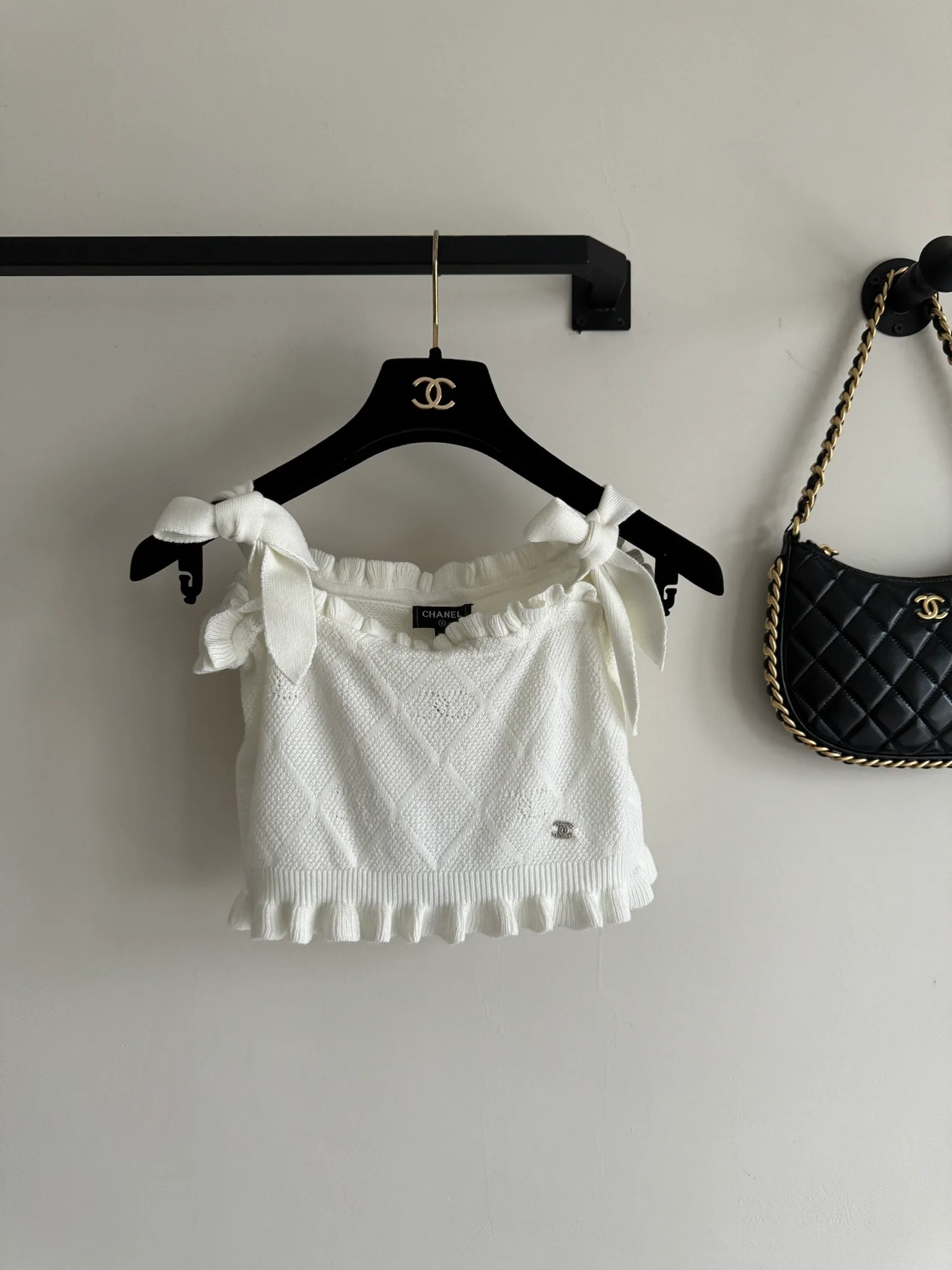 В стиле Chanel - 2403-24 Новая вязаная короткая майка-топ ранней весны - Розовая - 1