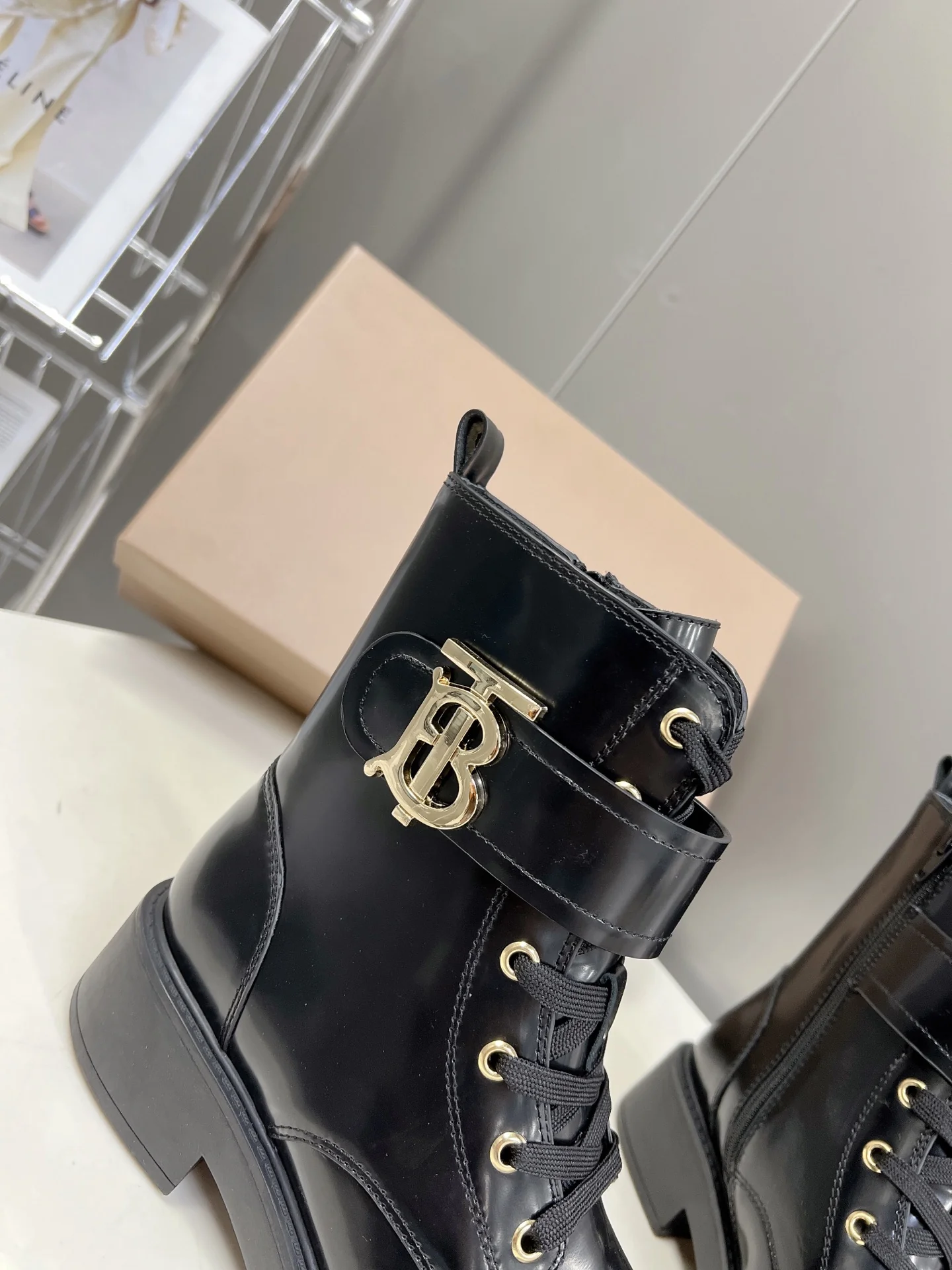 Burberry - Новинка ранней весны 22s - Ботильоны Taobao