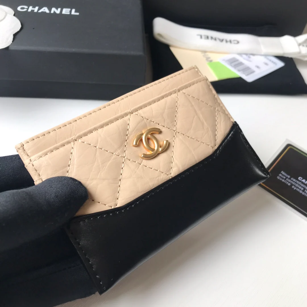 Chanel - Подставка для карт из серии 