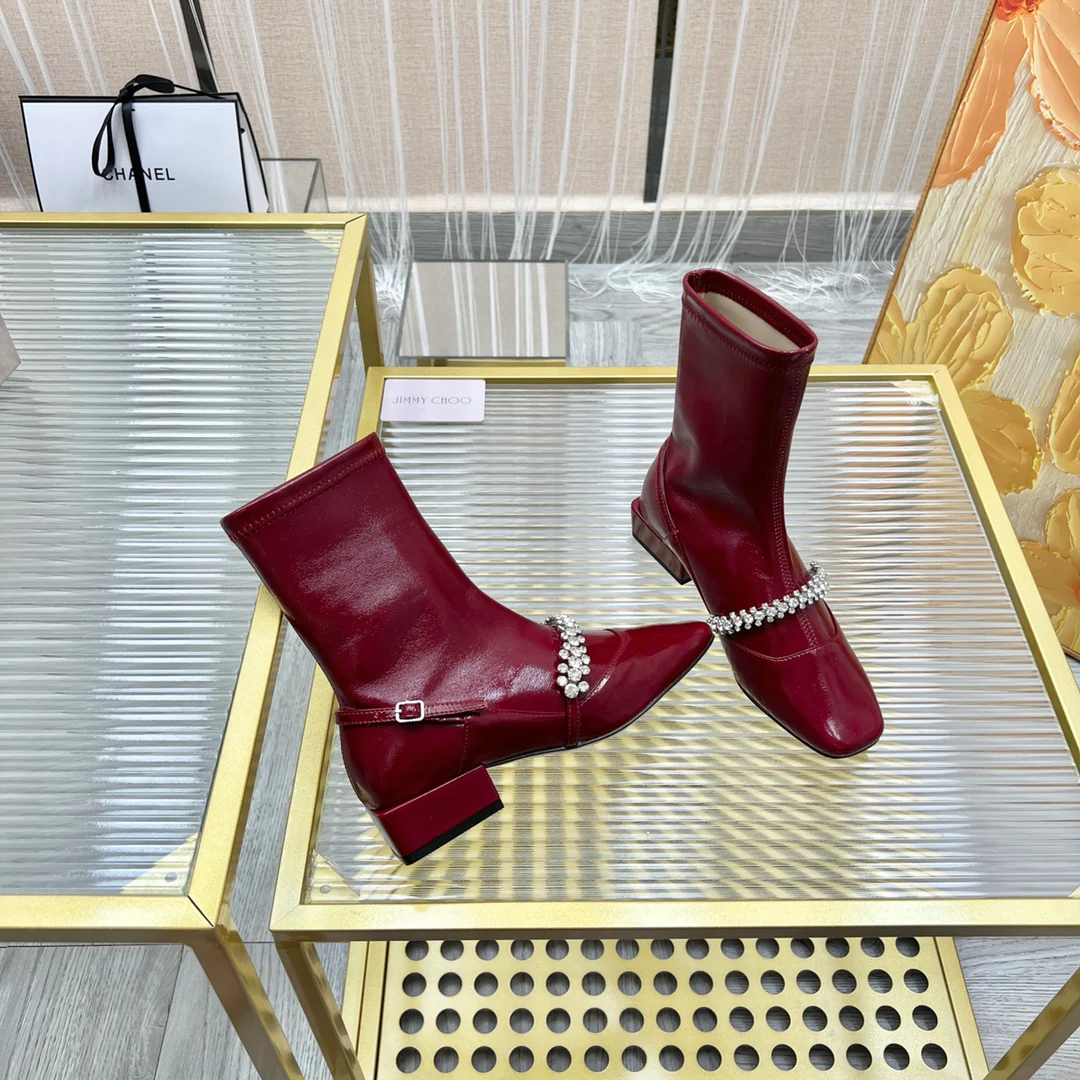 Ботильоны Jimmy с квадратным носком и цепочкой со стразами - красные
