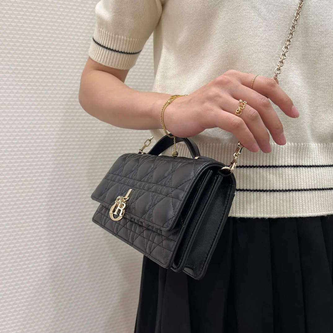 Сумка Dior Miss Dior с верхней ручкой - черная