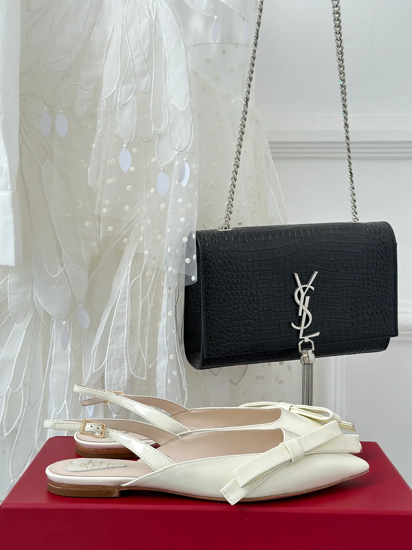 Обувь RV Shoes - Новинка весны/осени 2023 - Сандалии-балетки с бантом и сердечком