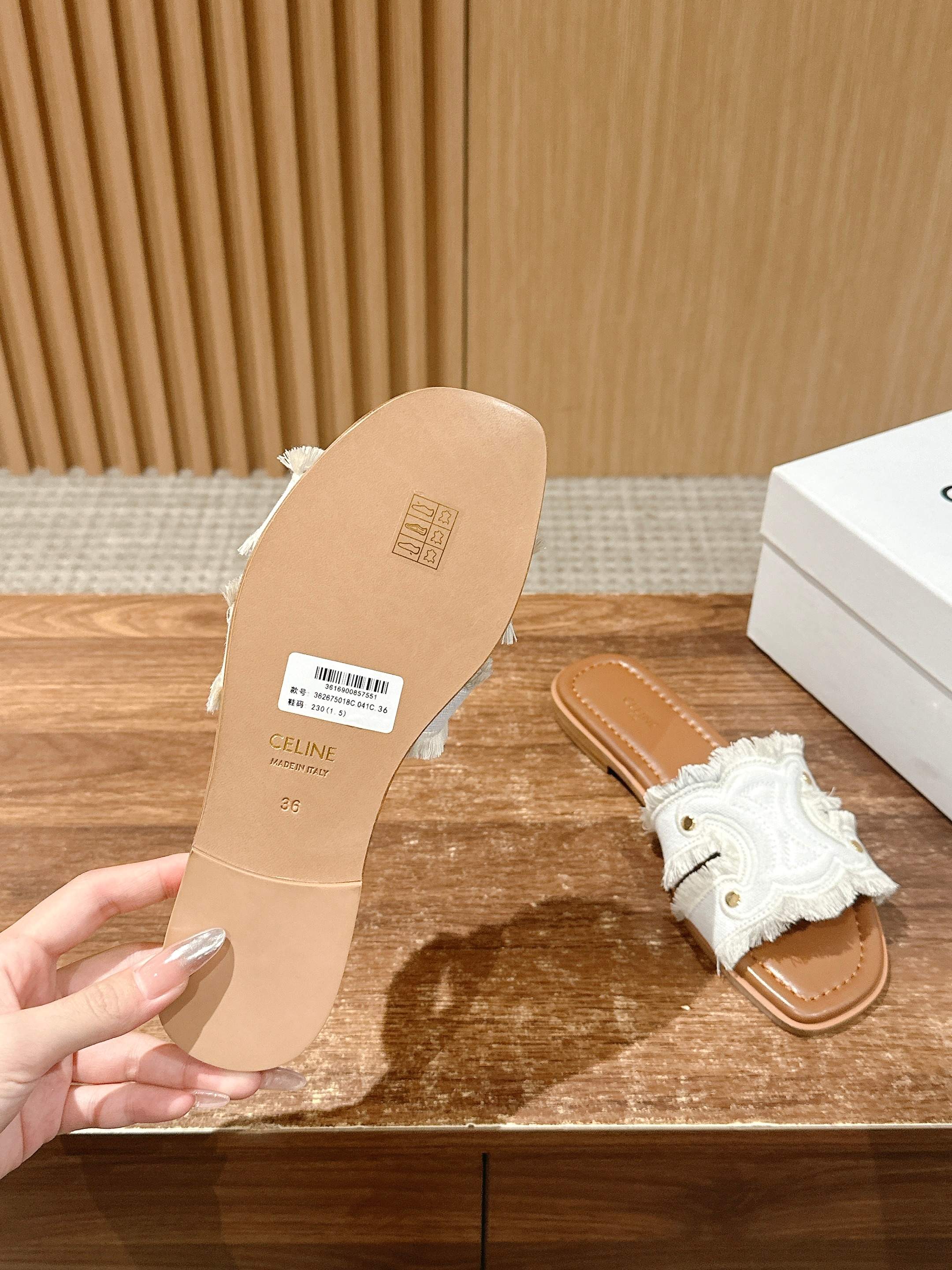 Туфли Celine Arc de Triomphe - белые