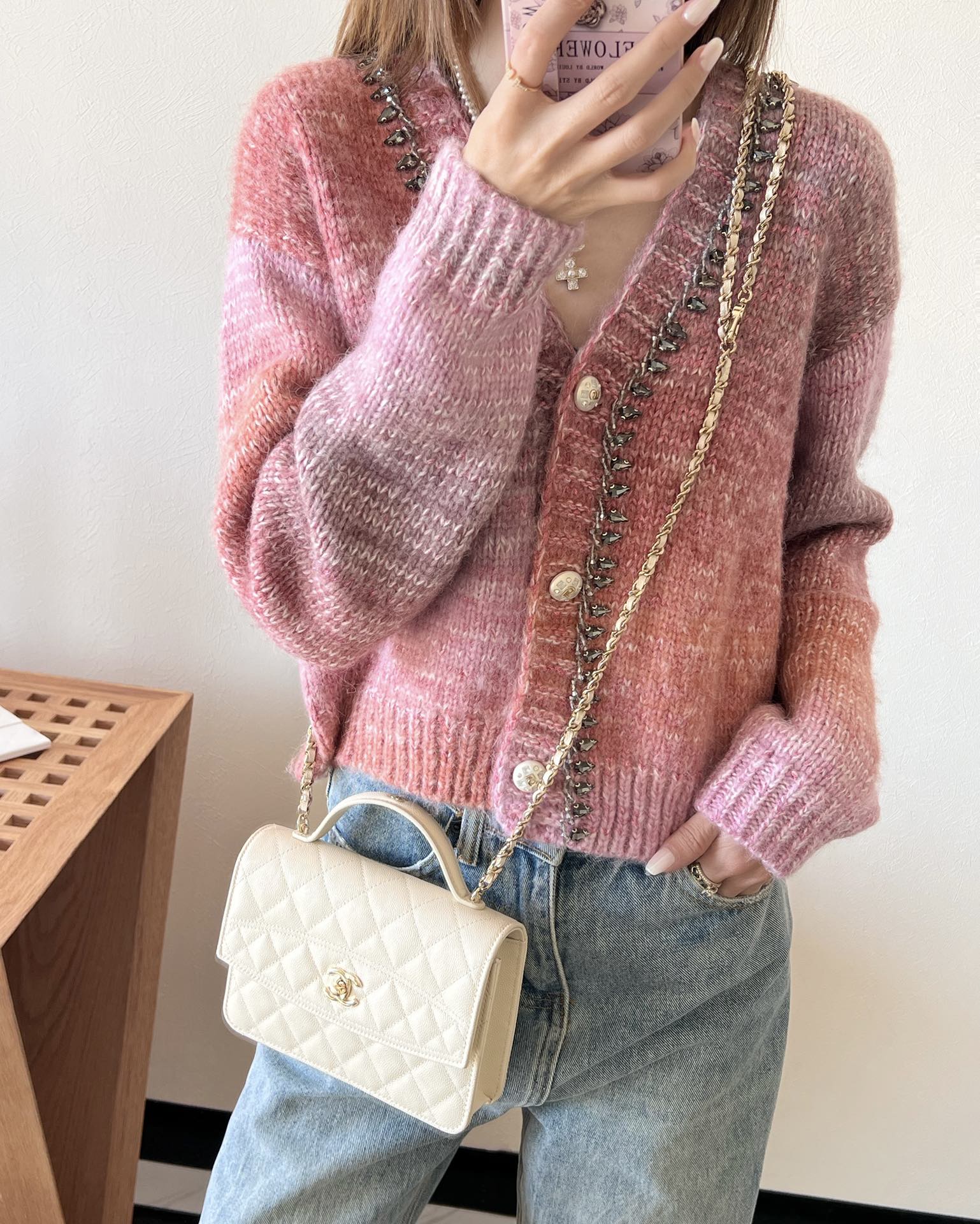 Рюкзак-мессенджер Chanel 25c - кремово-белый