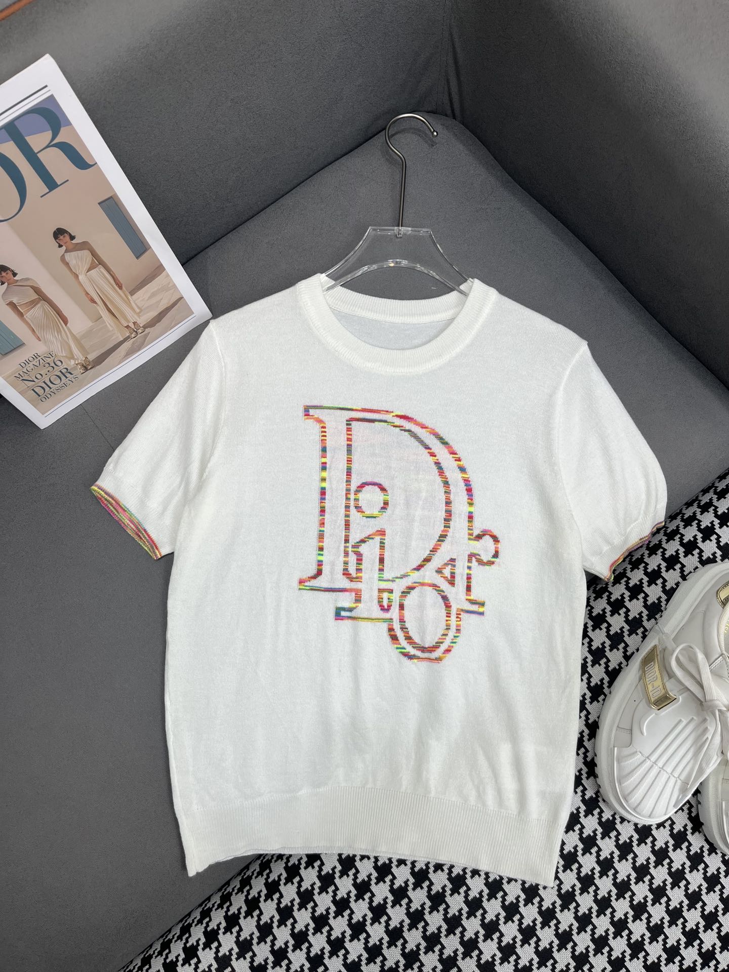 Новый свитер Dior 2403-24ss с круглым вырезом, весна/лето, белый.