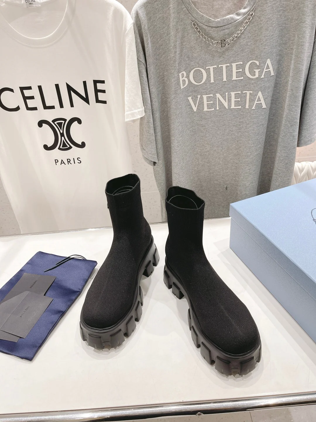 Ботильоны на платформе Prada 2024 — черные