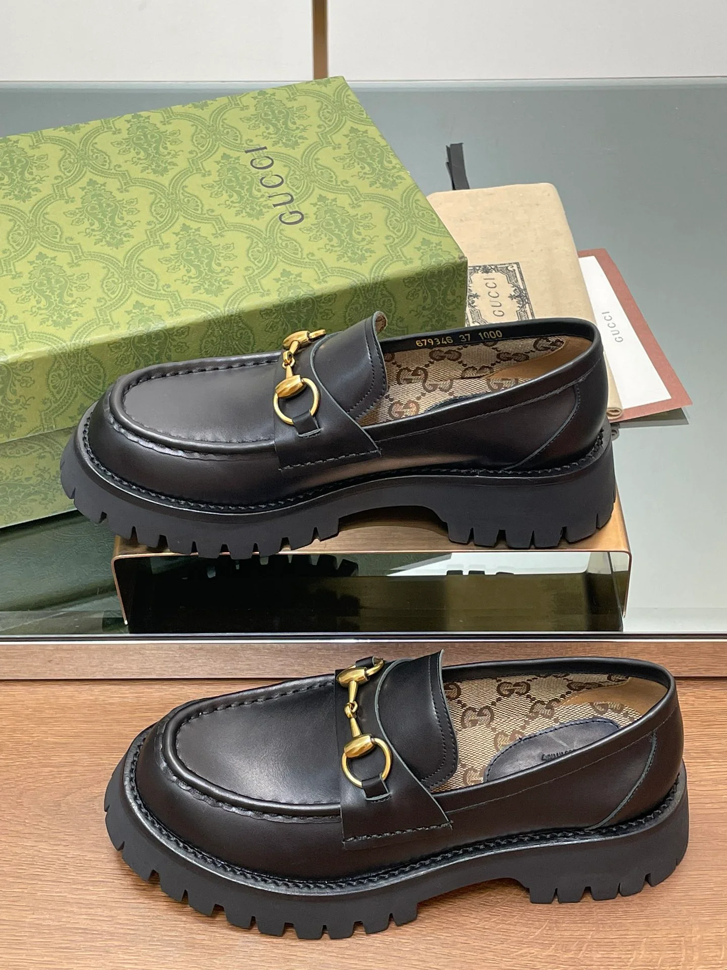 Повседневные туфли на платформе Gucci 2024 - черные