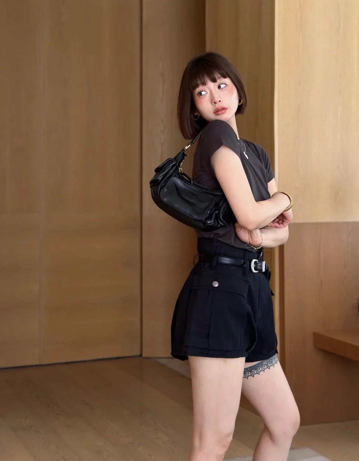 Сумка Miu Miu из кожи наппа с карманами — носите и делитесь с другими.