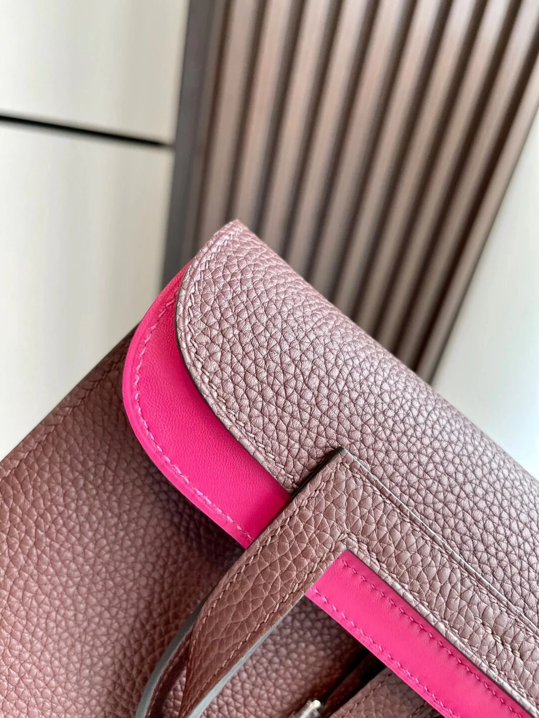 Hermes-halzan-25-малиновая пудра-серебряная пряжка