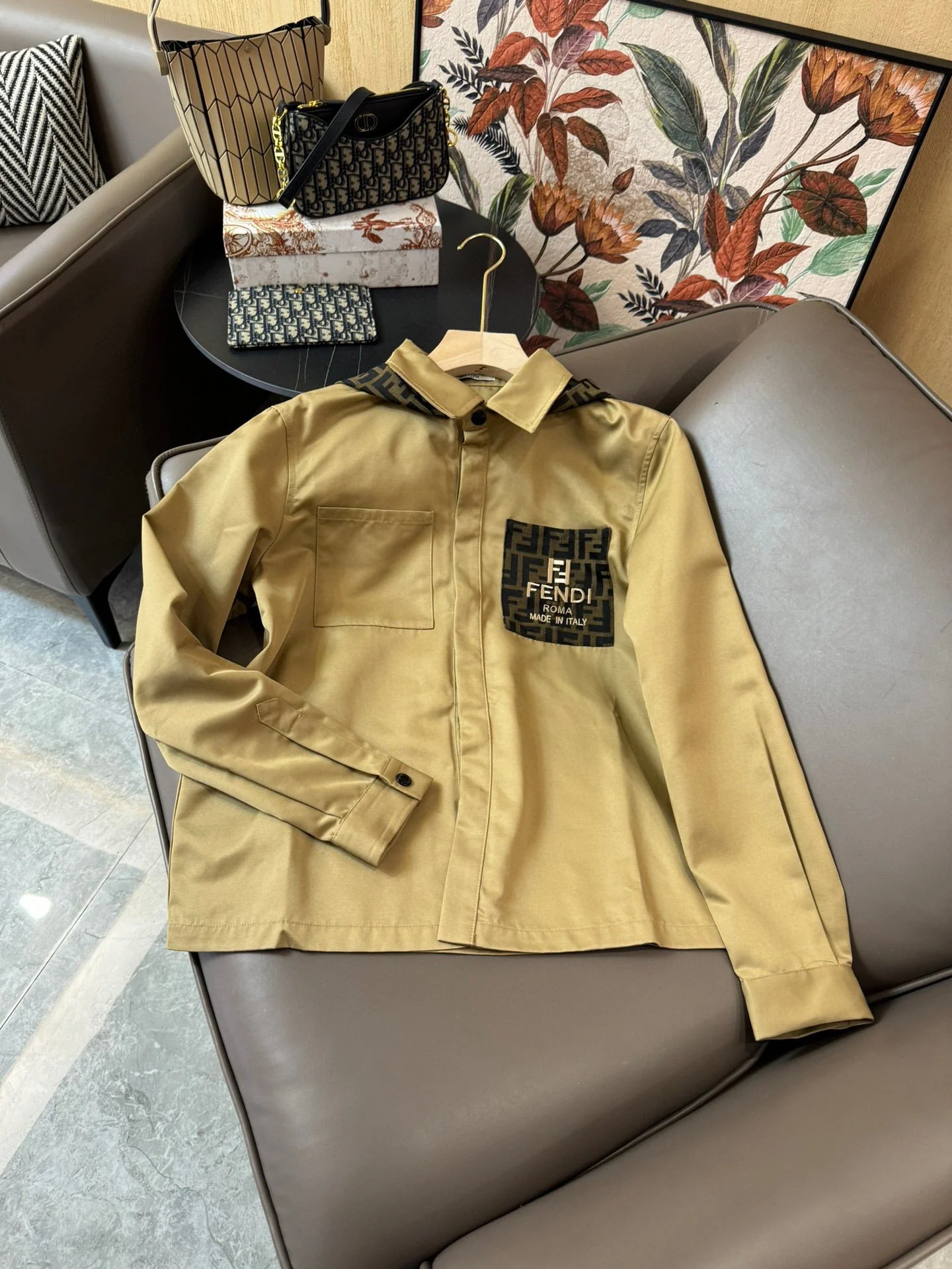 Новая супермилая куртка Fendi 2403-24ss