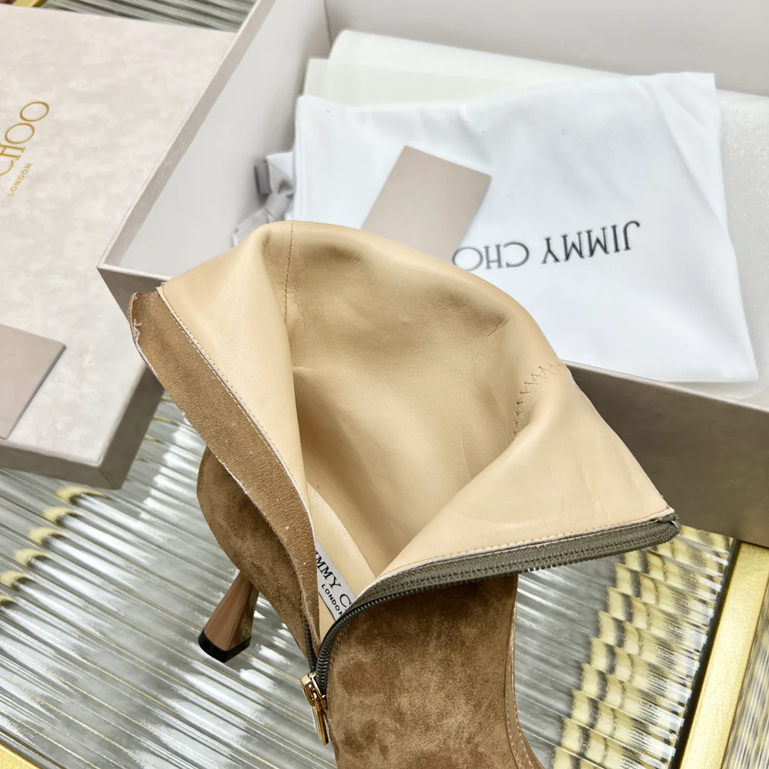 Ботильоны Jimmy из лакированной кожи