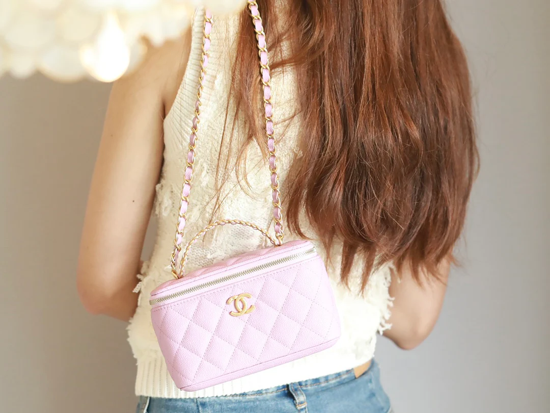 Весенне-летняя коллекция Chanel - Браслет с буквой - Квадратная коробка - Розовый