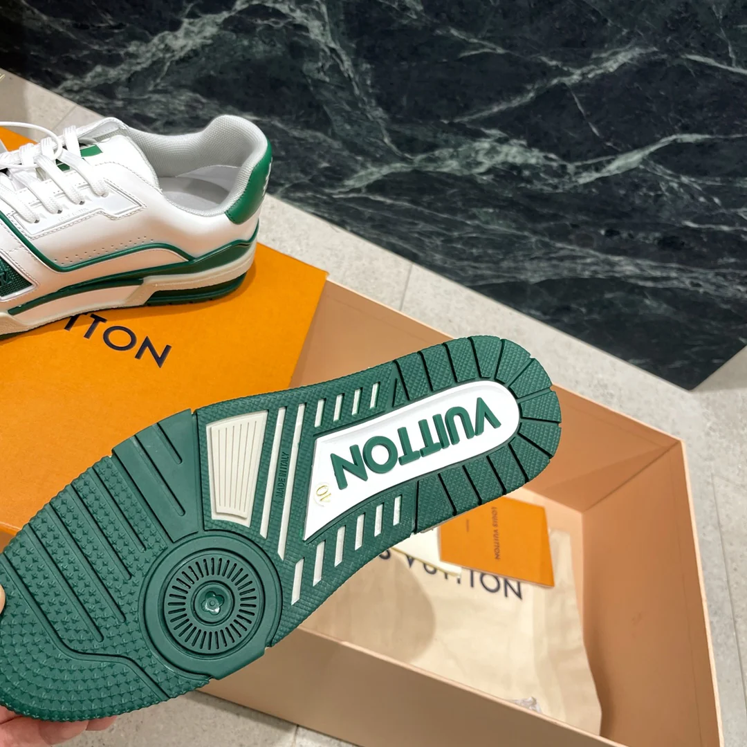 LV-Shoes-LV-Trainer Sneakers-1