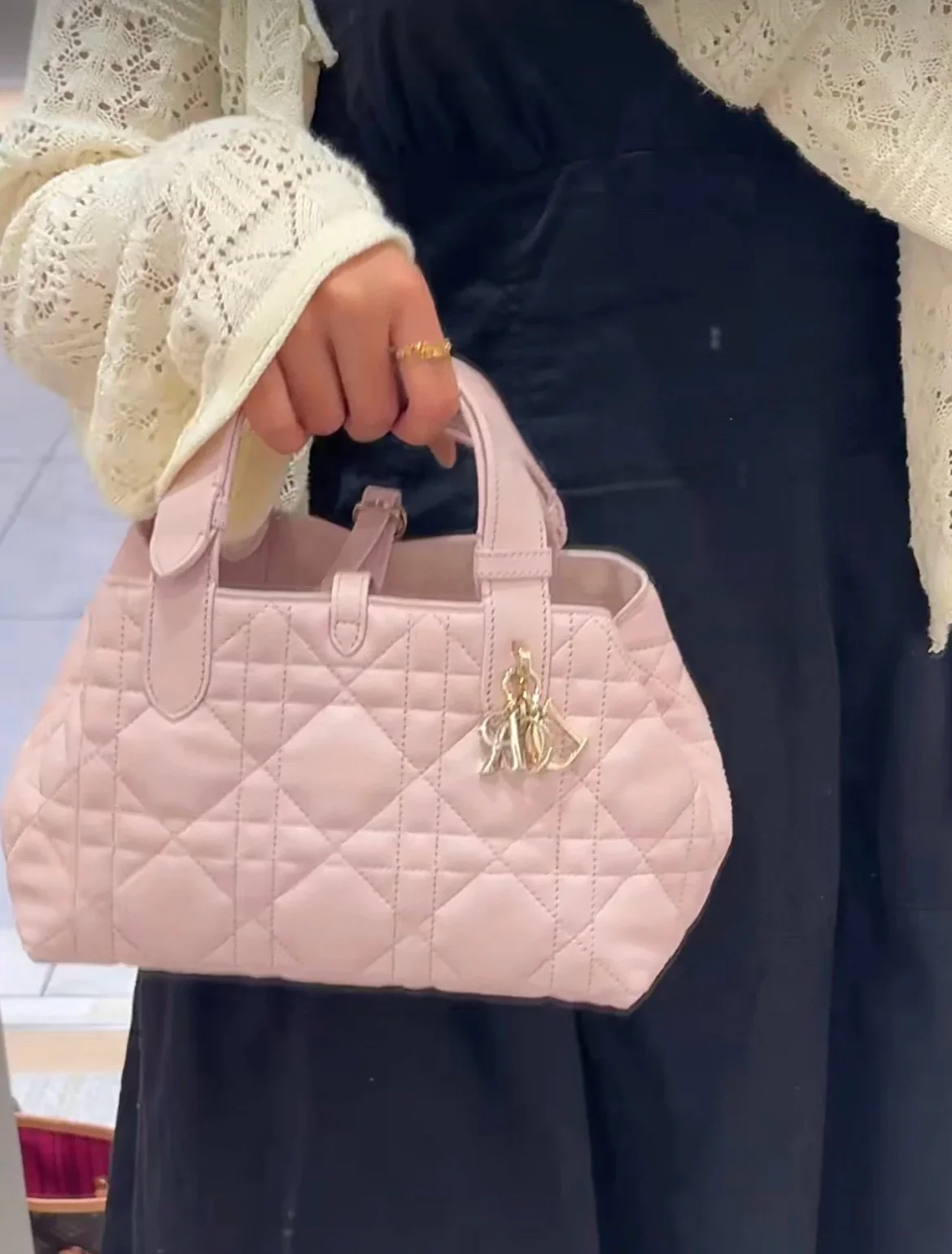 Кожаные кожаные туфли Dior Toujours, маленький розовый цвет