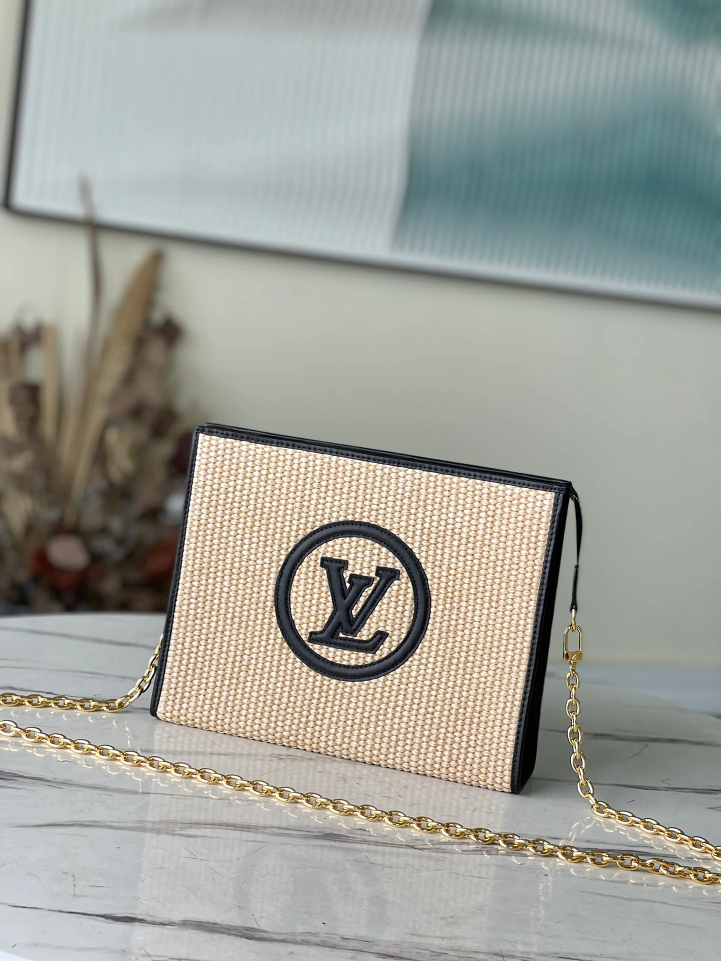 m81366-LV-Сумка на цепочке-Черная