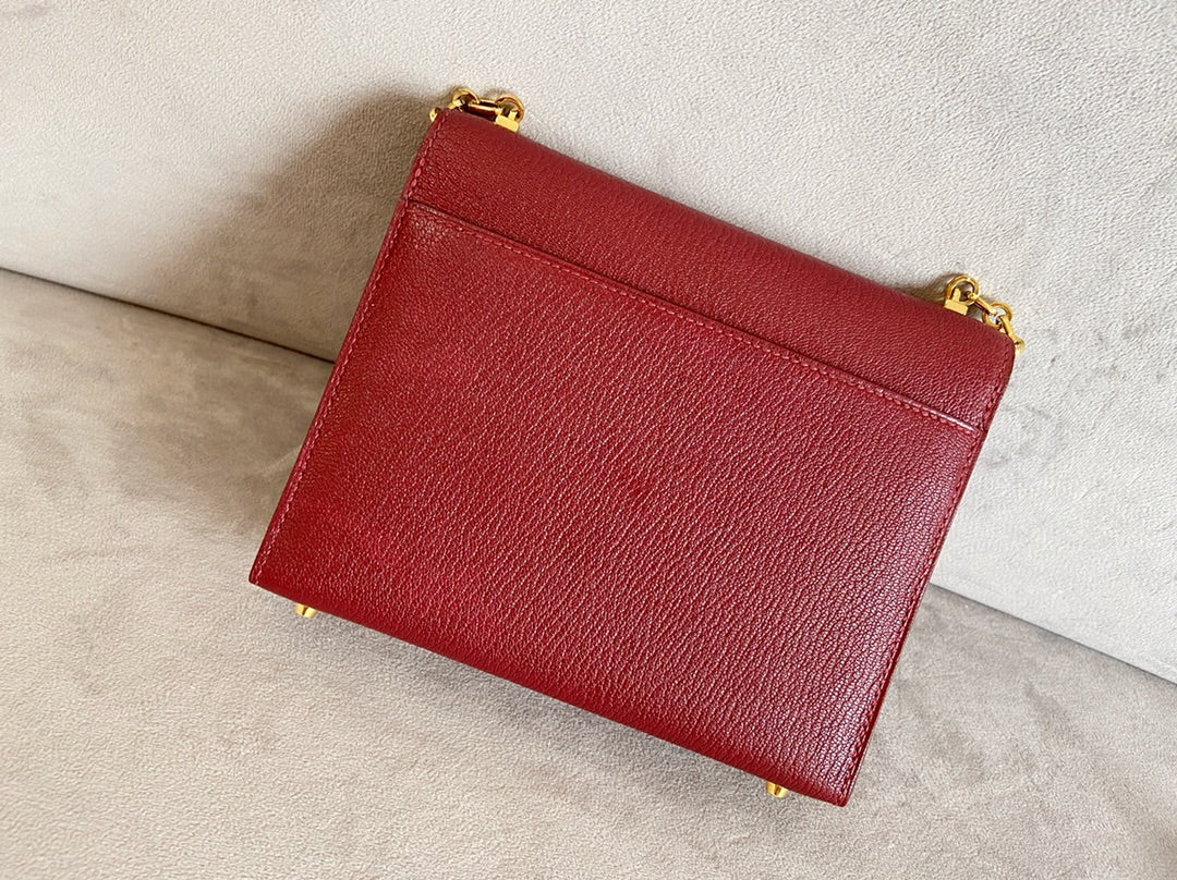 Hermes Verrou Mini Goatskin 55, фурнитура Hermes из красного золота.