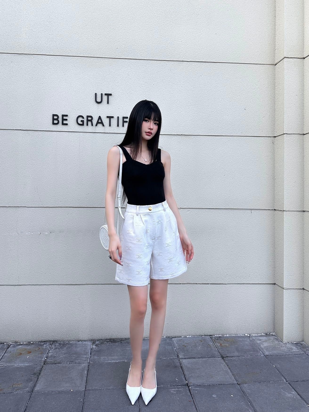 Новые шорты Celine 2403-24ss весна/лето