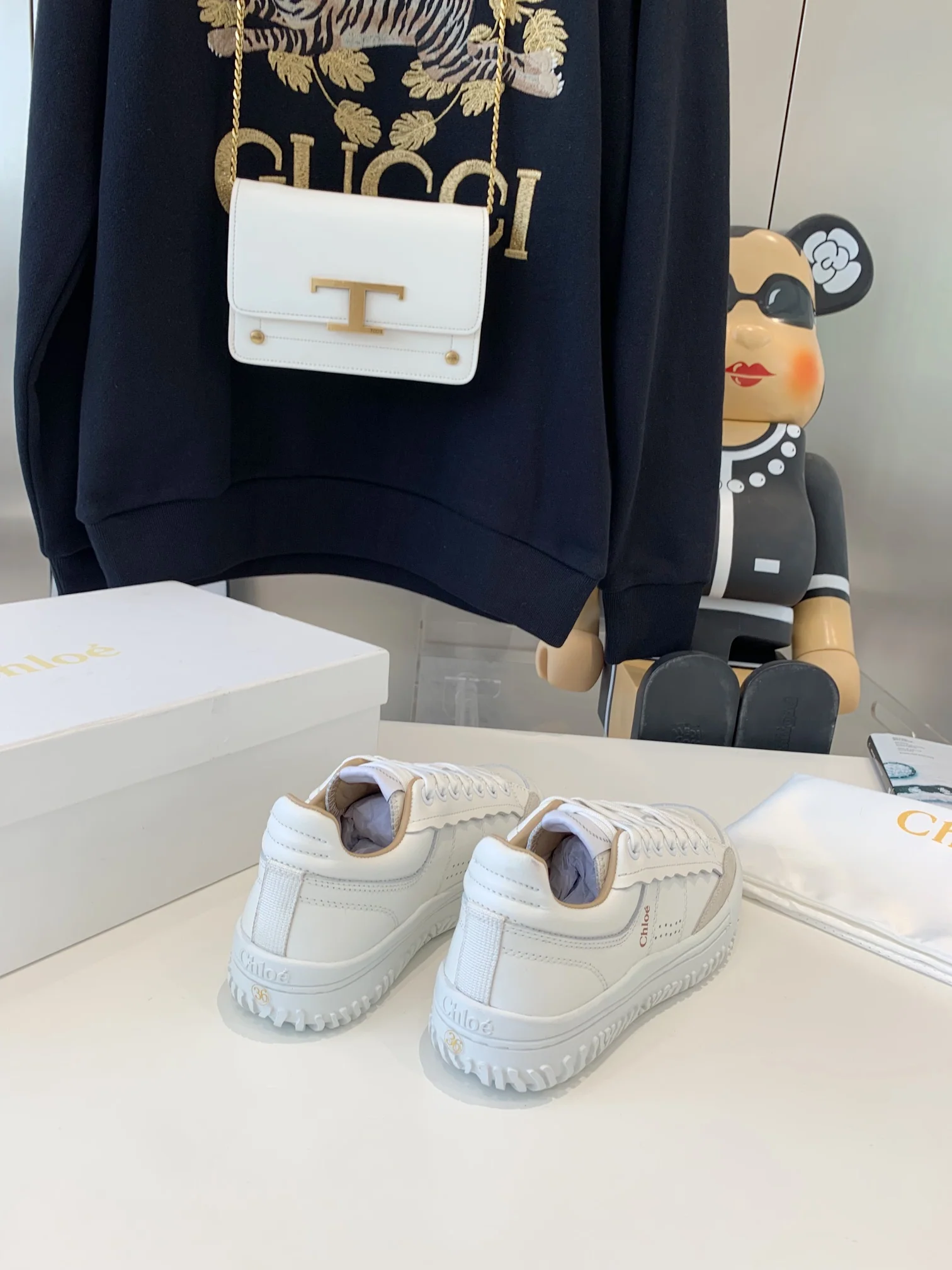 Chloe - Новые белые кроссовки весна/лето