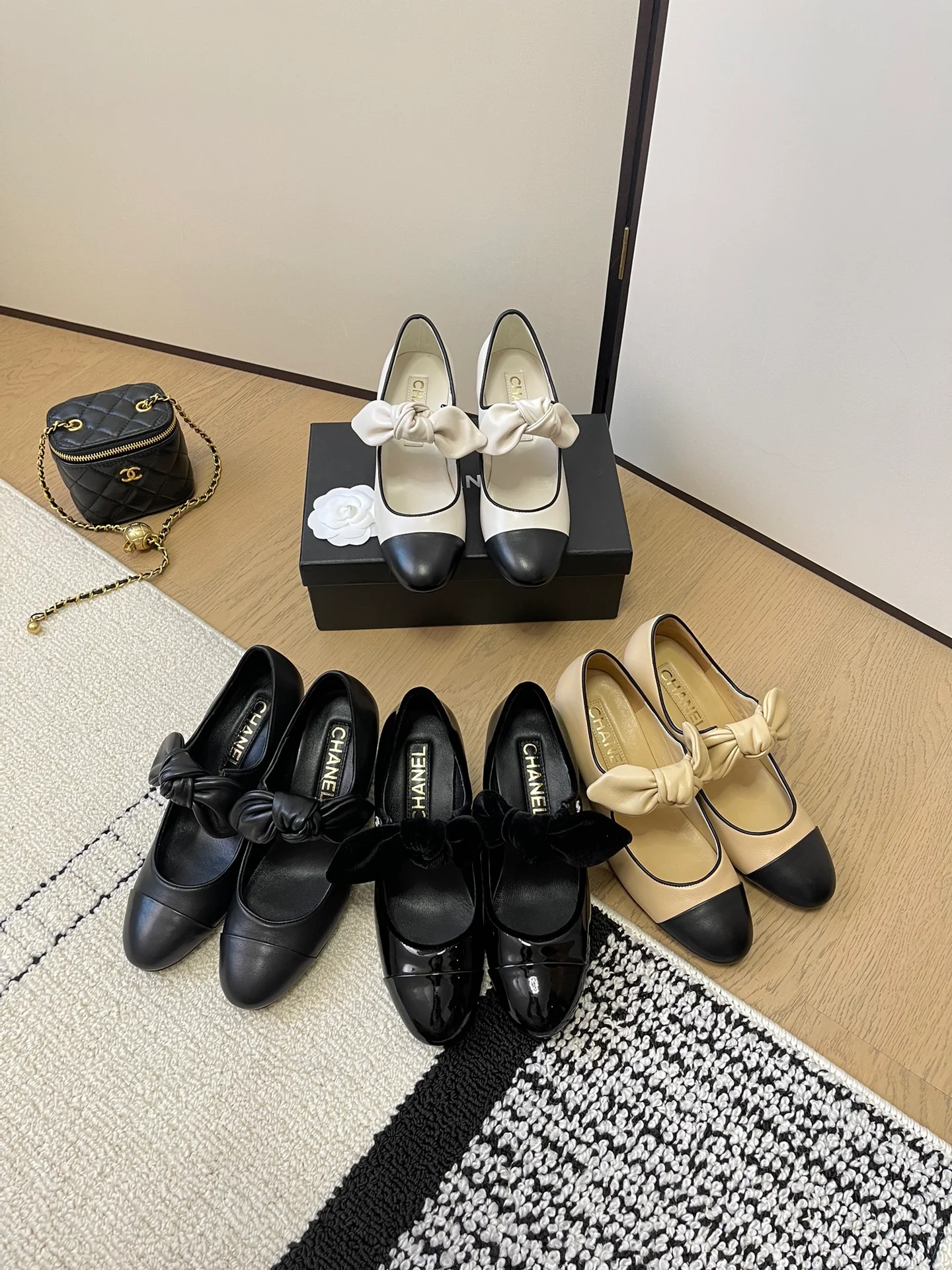 Туфли на высоком каблуке Chanel Ribbon Ballet 2024 — изображение из коллекции.